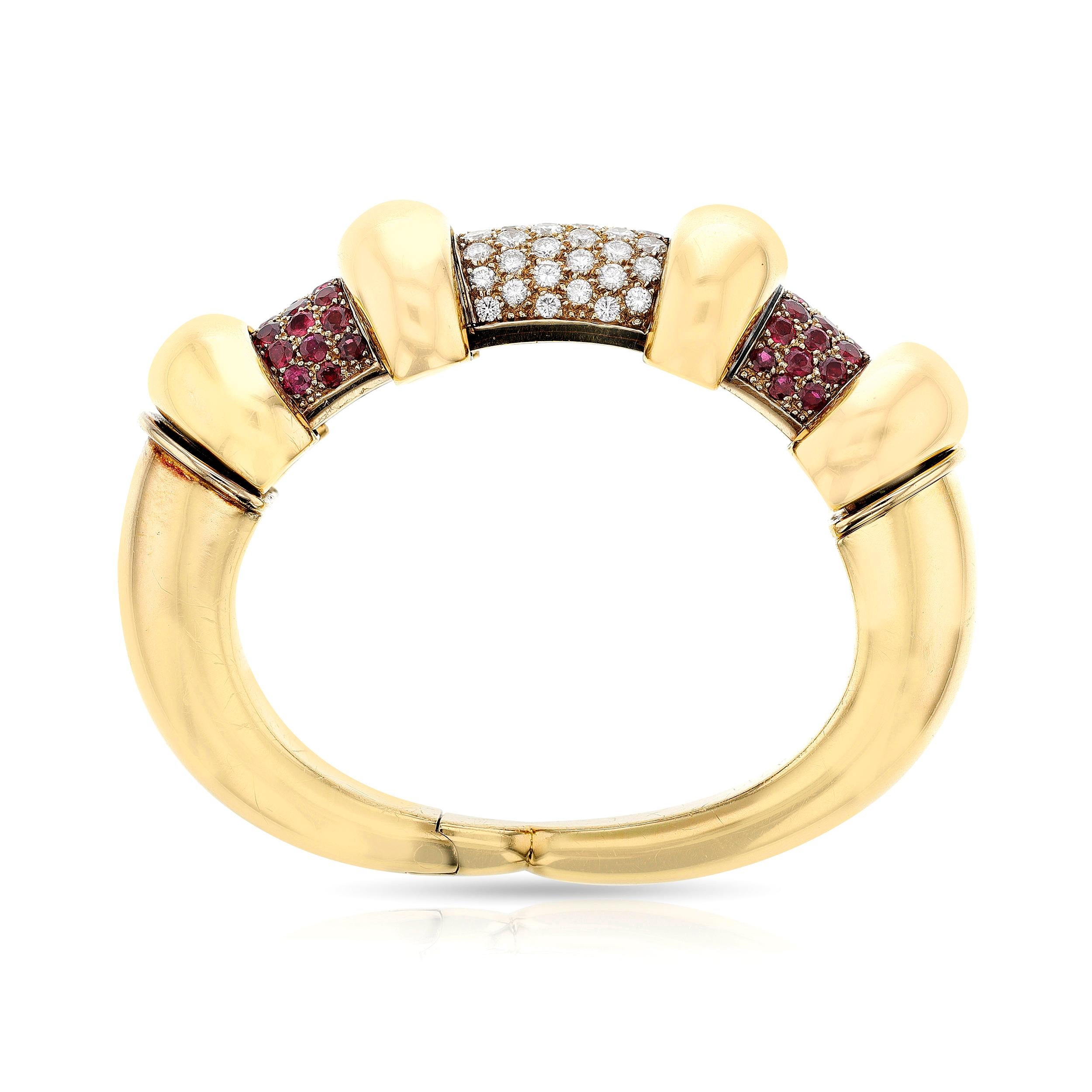 Brazalete intercambiable deslizante René Boivin de diamantes y rubíes en venta 1