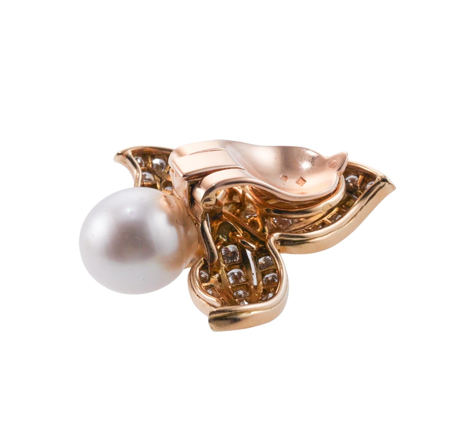 Rene Boivin French South Sea Pearl Diamond Gold Cocktail Earrings In Excellent Condition For Sale In New York, NY