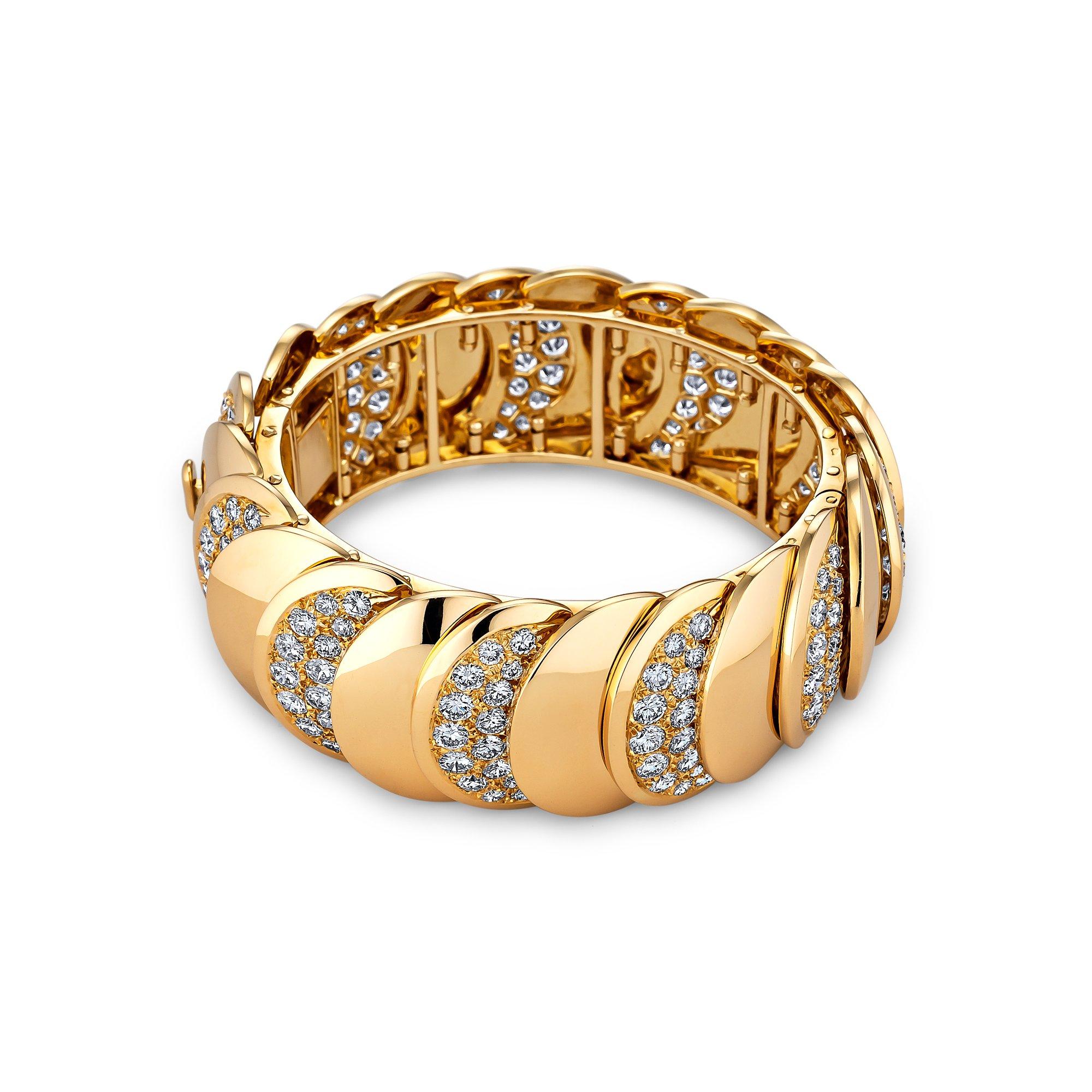 Contemporary Rene Boivin Paris Vintage Diamond Gold Bracelet