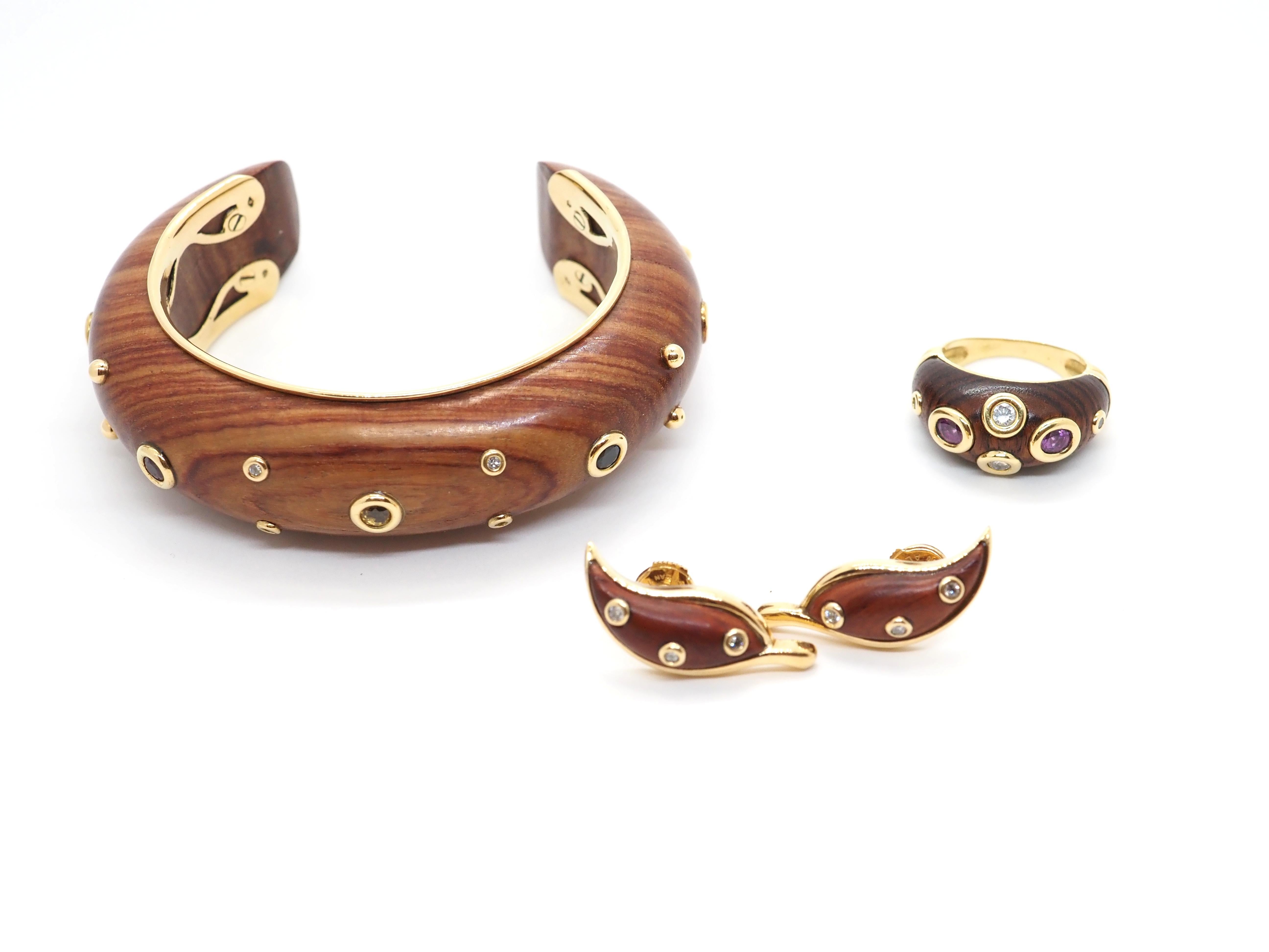 Rene Boivin Wood, 18 Karats Yellow Gold and Gemstones Set For Sale 13