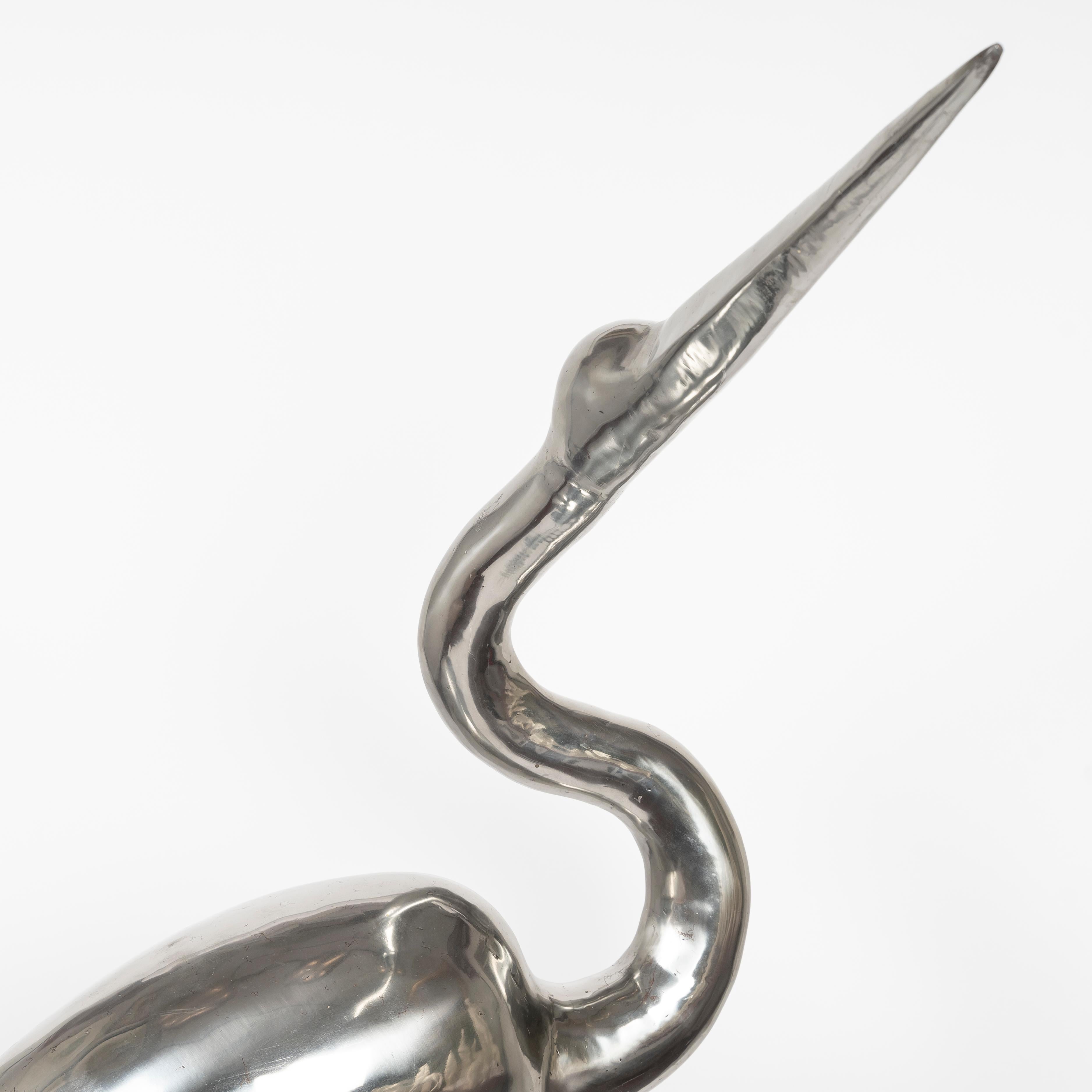 Artistics : René Broissand
Titre : Héron
Date : vers 1970
Dimensions : 28.7 in (h) x 88.6 in (l) x 49.2 in (w) / 150 cm (h) x 100 cm (long) x 70 cm (larg)
Matériaux et techniques : Acier inoxydable

Détails supplémentaires :
Acier inoxydable à