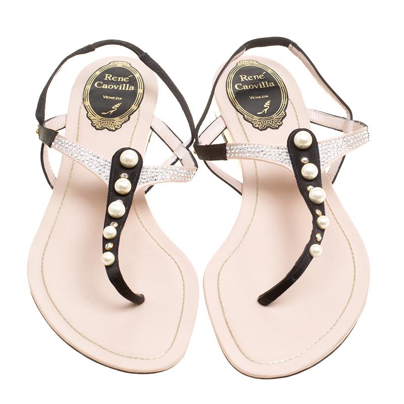 René Caovilla Black/Beige Satin Pearl Detail Flat Sandals Size 37 In Good Condition In Dubai, Al Qouz 2