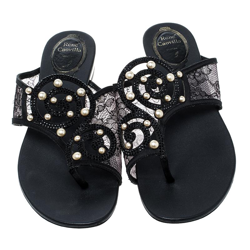 René Caovilla Black Embellished Lace and Satin Flat Sandals Size 38 In Good Condition In Dubai, Al Qouz 2