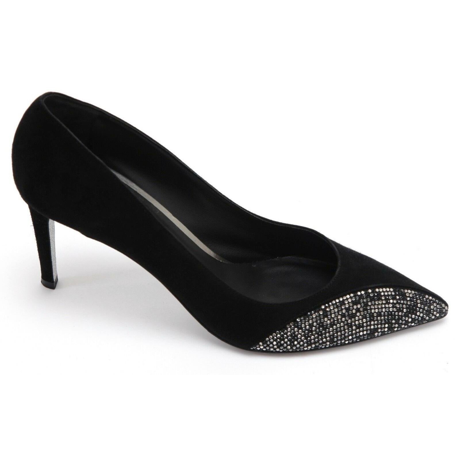GUARANTEED AUTHENTIC RENE CAOVILLA BLACK SUEDE POINTED TOE PUMP WITH CRYSTAL EMBELLISHMENT



Design:
- Stunning black suede pointed toe pump.
- Black and white crystal embellishment outer foot area.
- Self-covered heel.
- Leather lining and