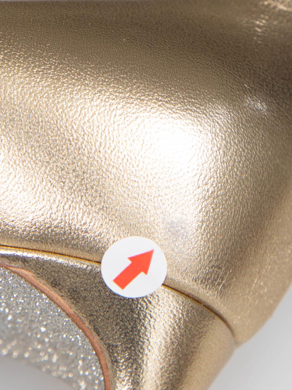 Rene His His en cuir doré avec détails en cristal Taille IT 37.5 en vente 1