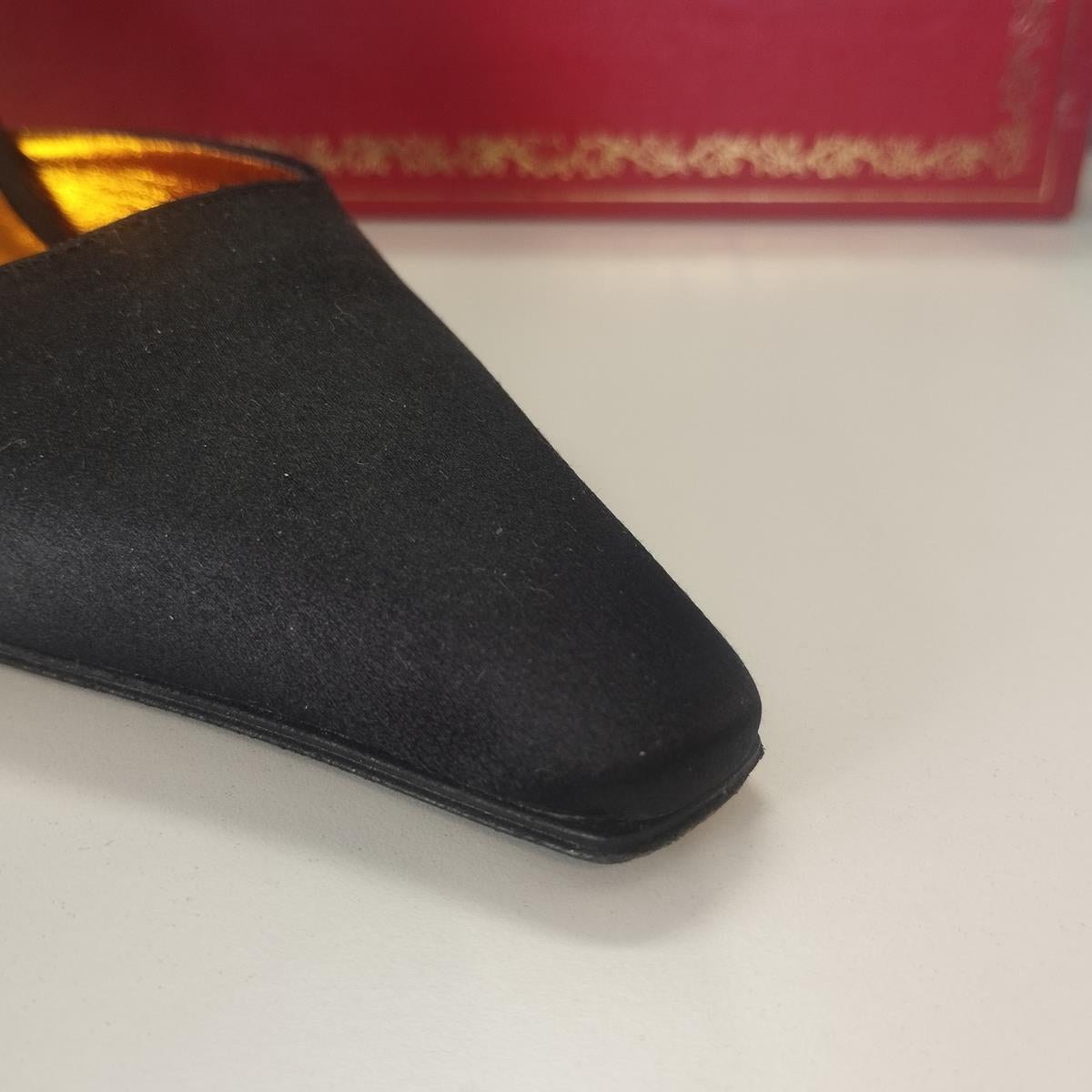 René Caovilla Jewel Shoe IT 37.5 en vente 1