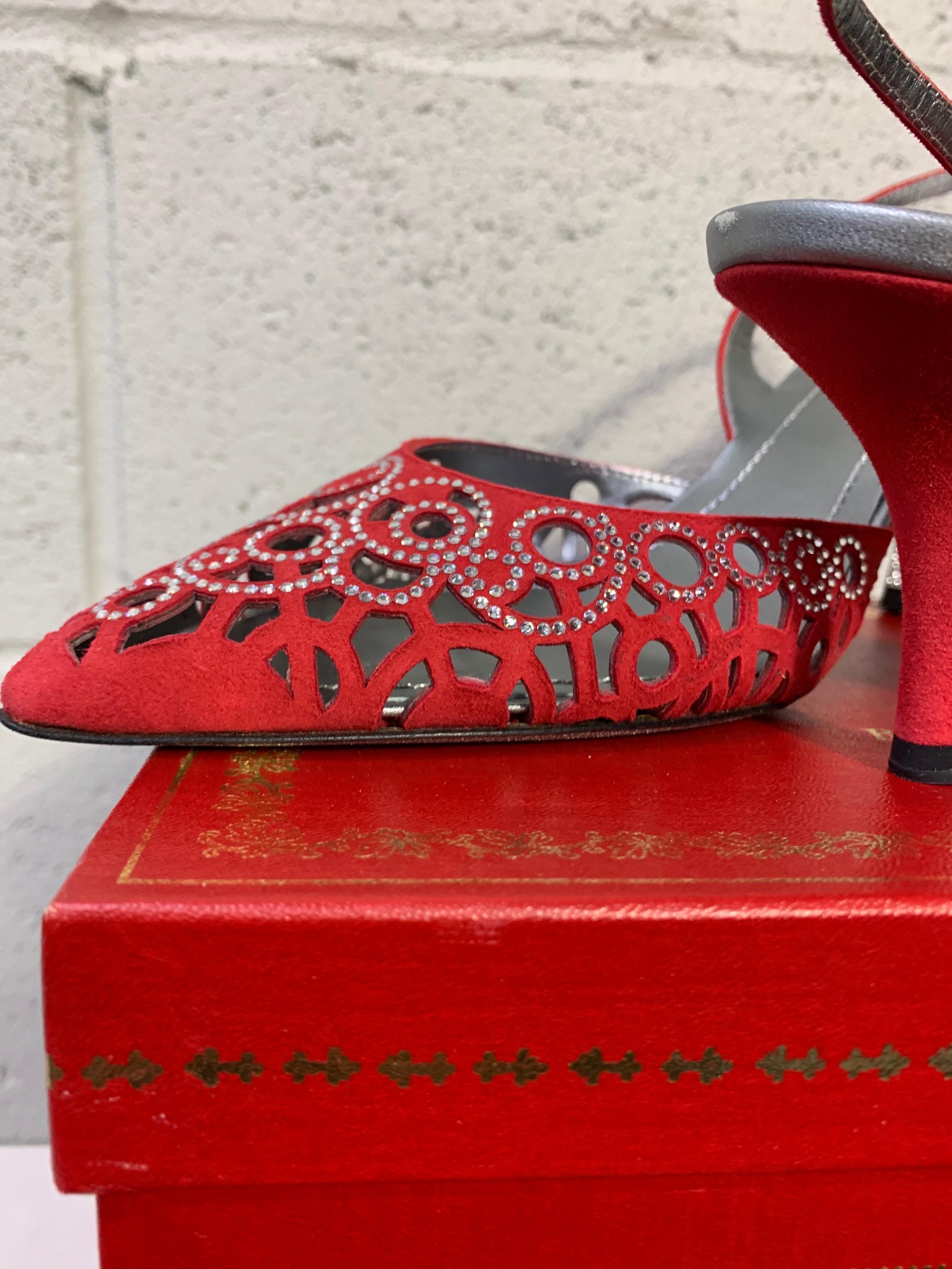 Rene Caovilla Medium-Heeled Sling-Back Red Suede Pumps w Rhinestones & Cut-Outs In Excellent Condition For Sale In Gresham, OR