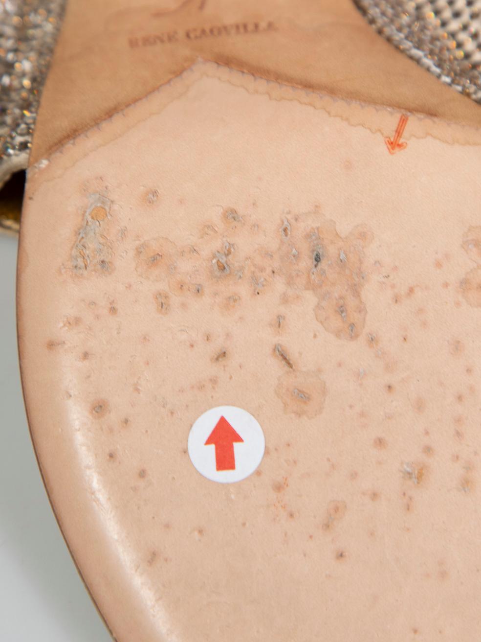 Rene Caovilla Mules ornées d'or métallisé Taille IT 40,5 en vente 1
