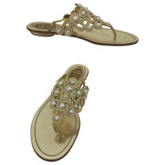 Rene Caovilla Thong Sandals in Gold Leather and Pearls 37