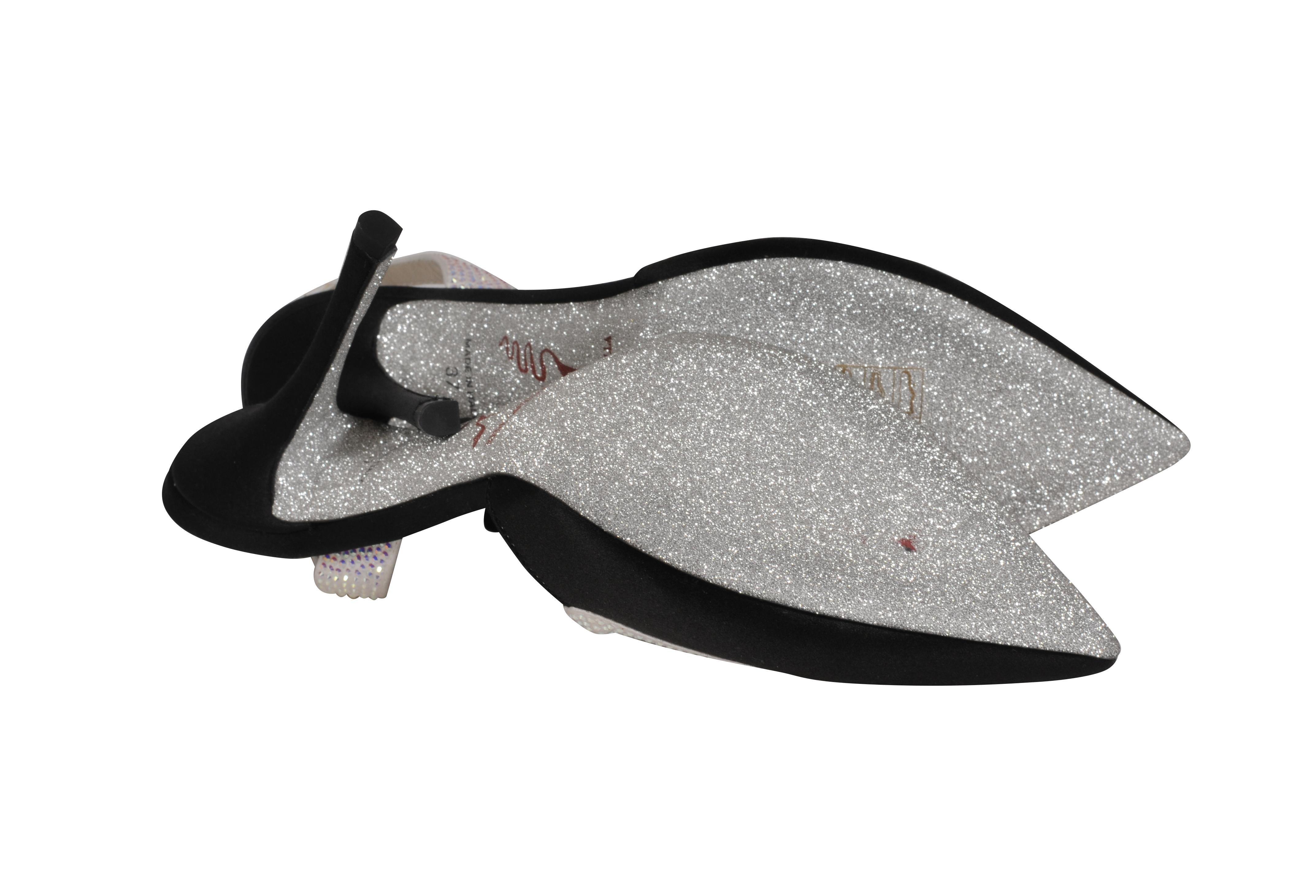 Rene Caovilla Donna Slingback Pumps con strass Dimensioni US 7 EU 37 Nero Argento in vendita 6