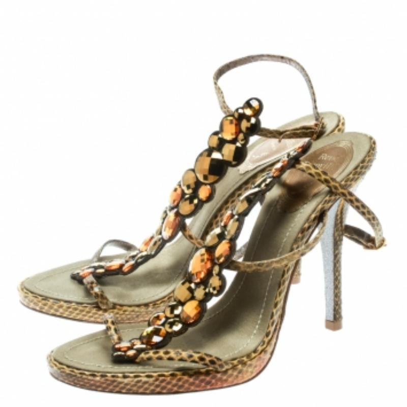 Donna René Caovilla Sandali Strappy impreziositi da cristalli in pitone giallo misura 37,5 in vendita