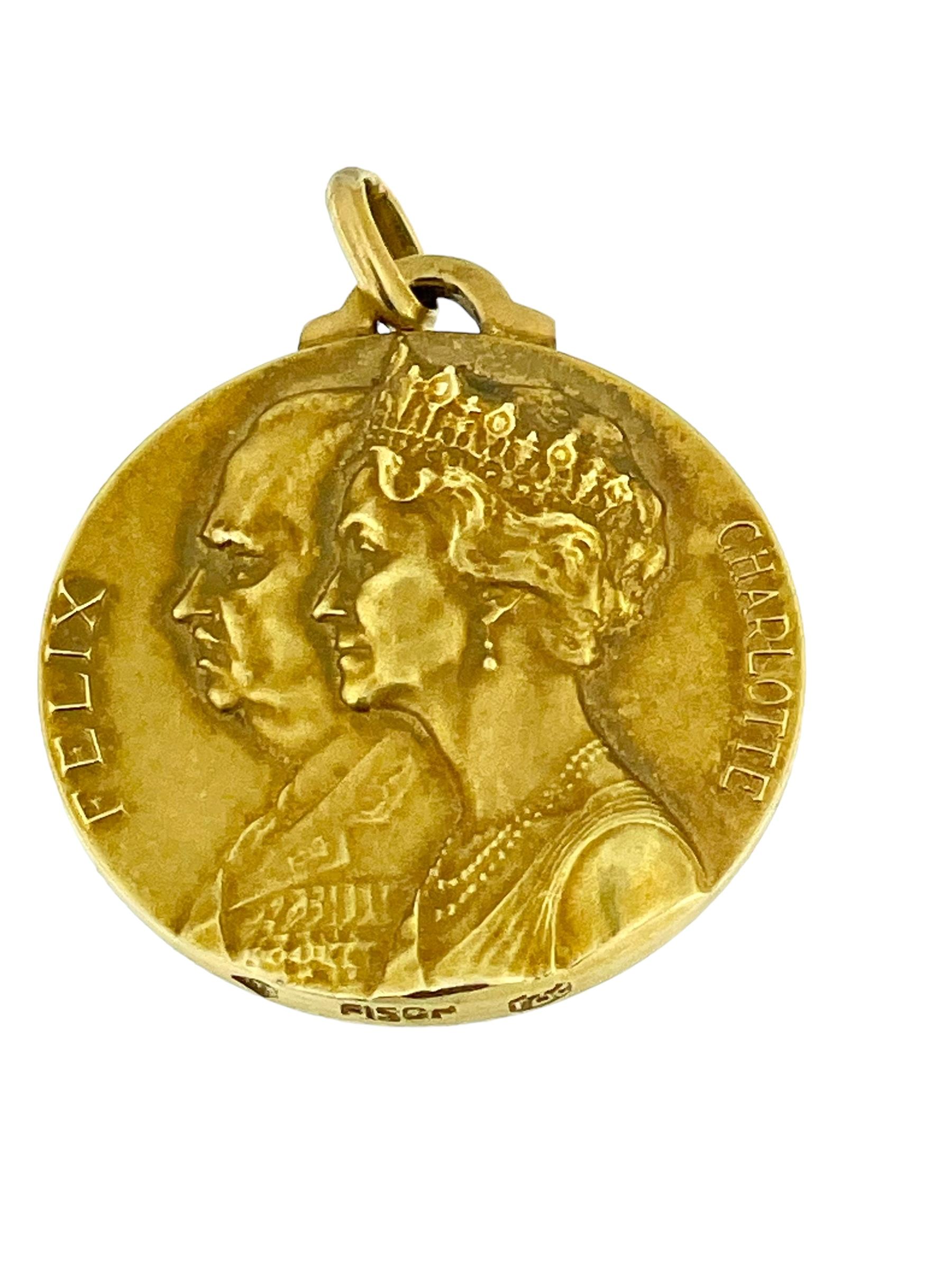 René Cliquet Gold Medal Pendant 