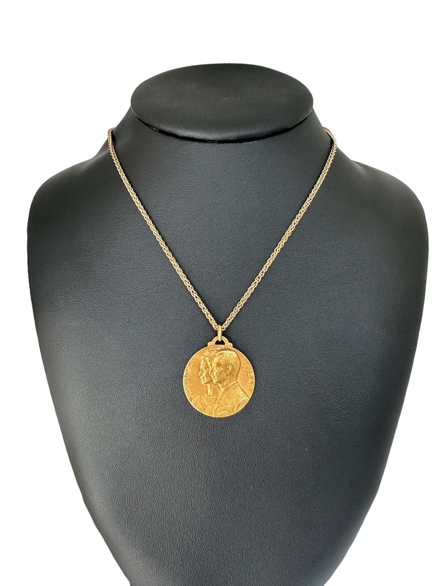 René Cliquet Gold Medal Pendant 