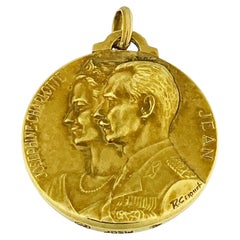 René Cliquet Gold Medal Pendant "Grand Dukes and Grand Duchesses of Luxembourg"