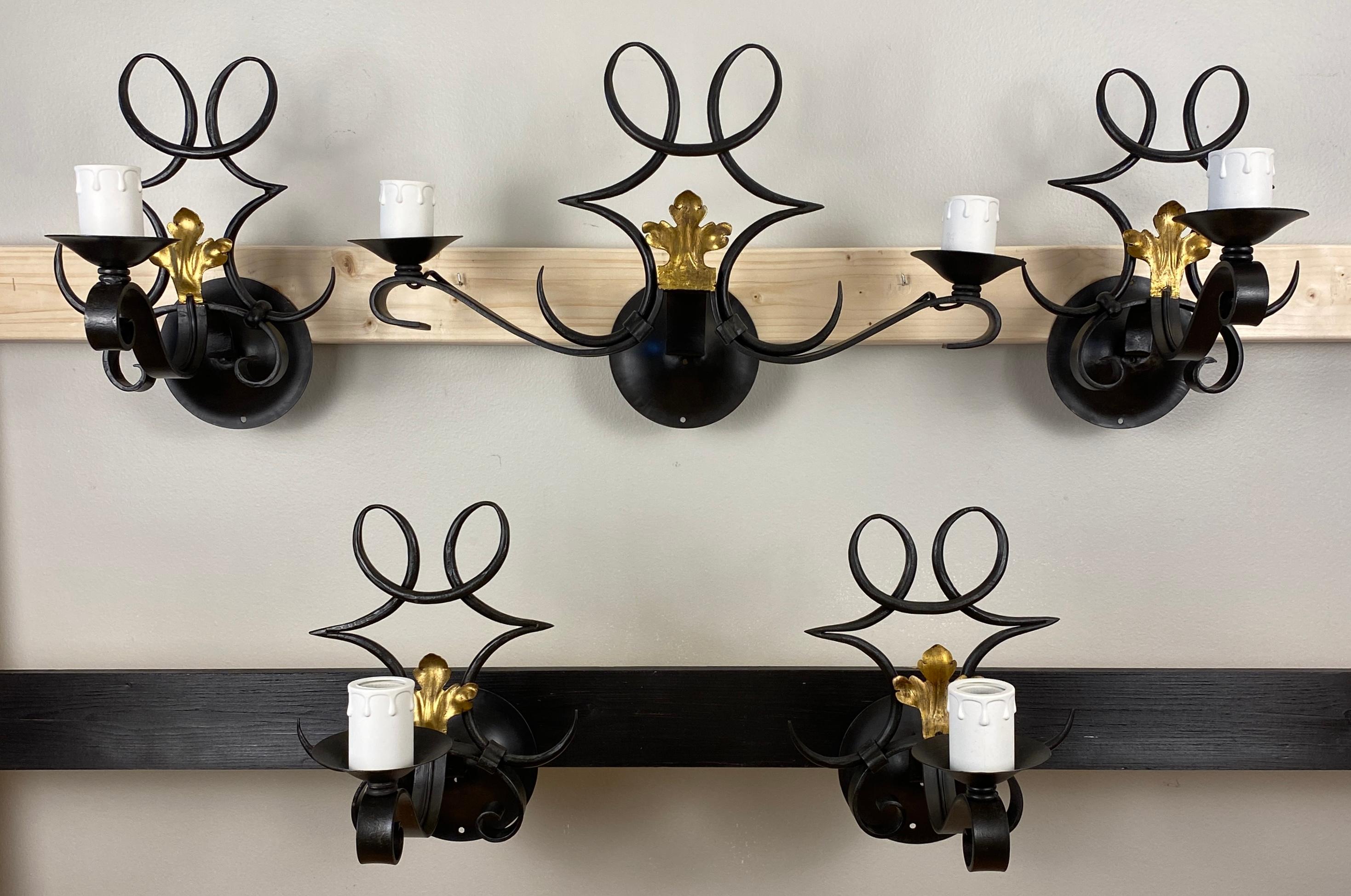 Ensemble de 5 appliques de style Art Déco en fer forgé à la main Rene Drouet en vente 1