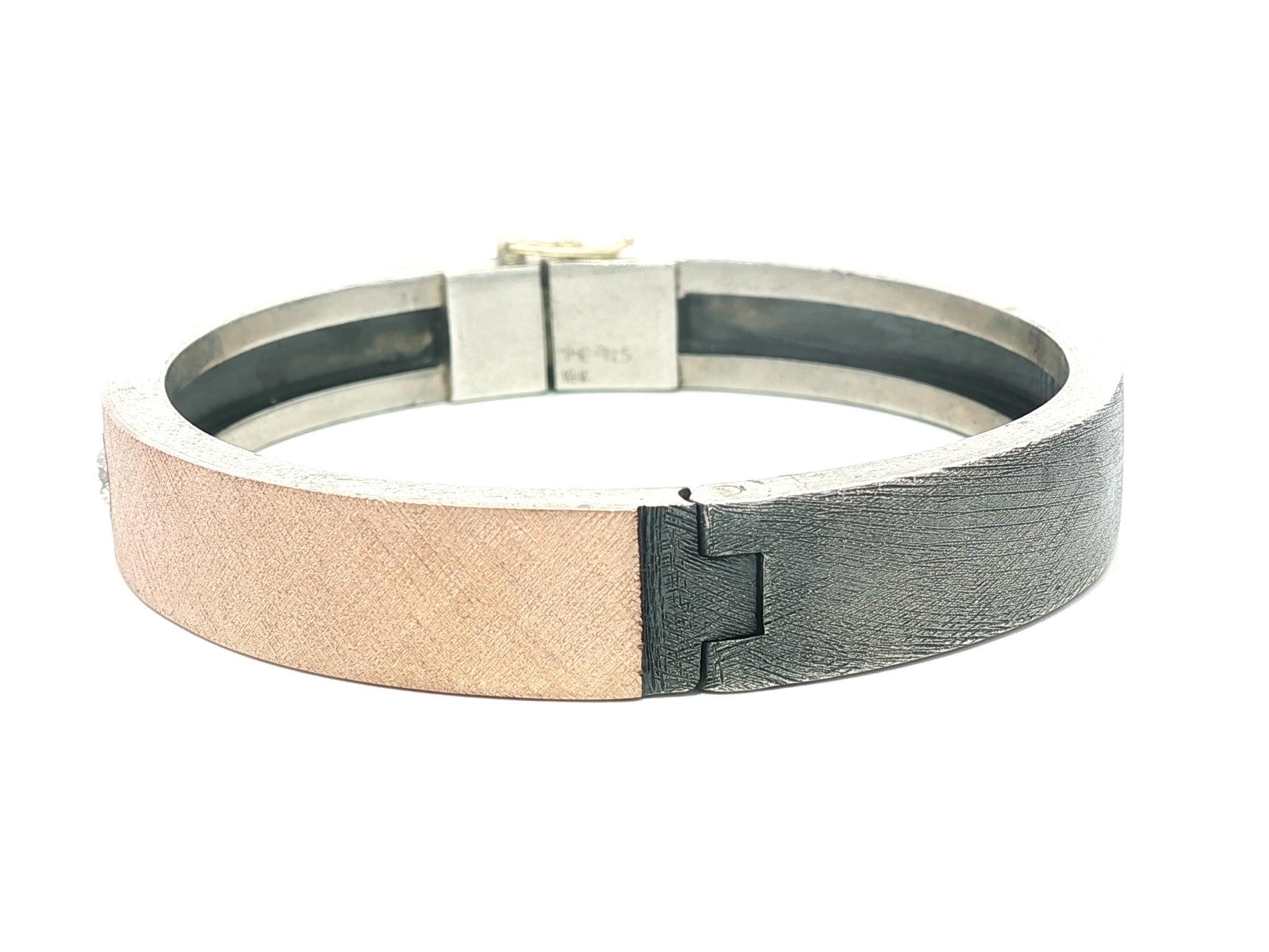 Rene Escobar Silver & 18k Rose Gold Diamond Florentine Hinged Bangle Bracelet In Good Condition For Sale In Montclair, NJ