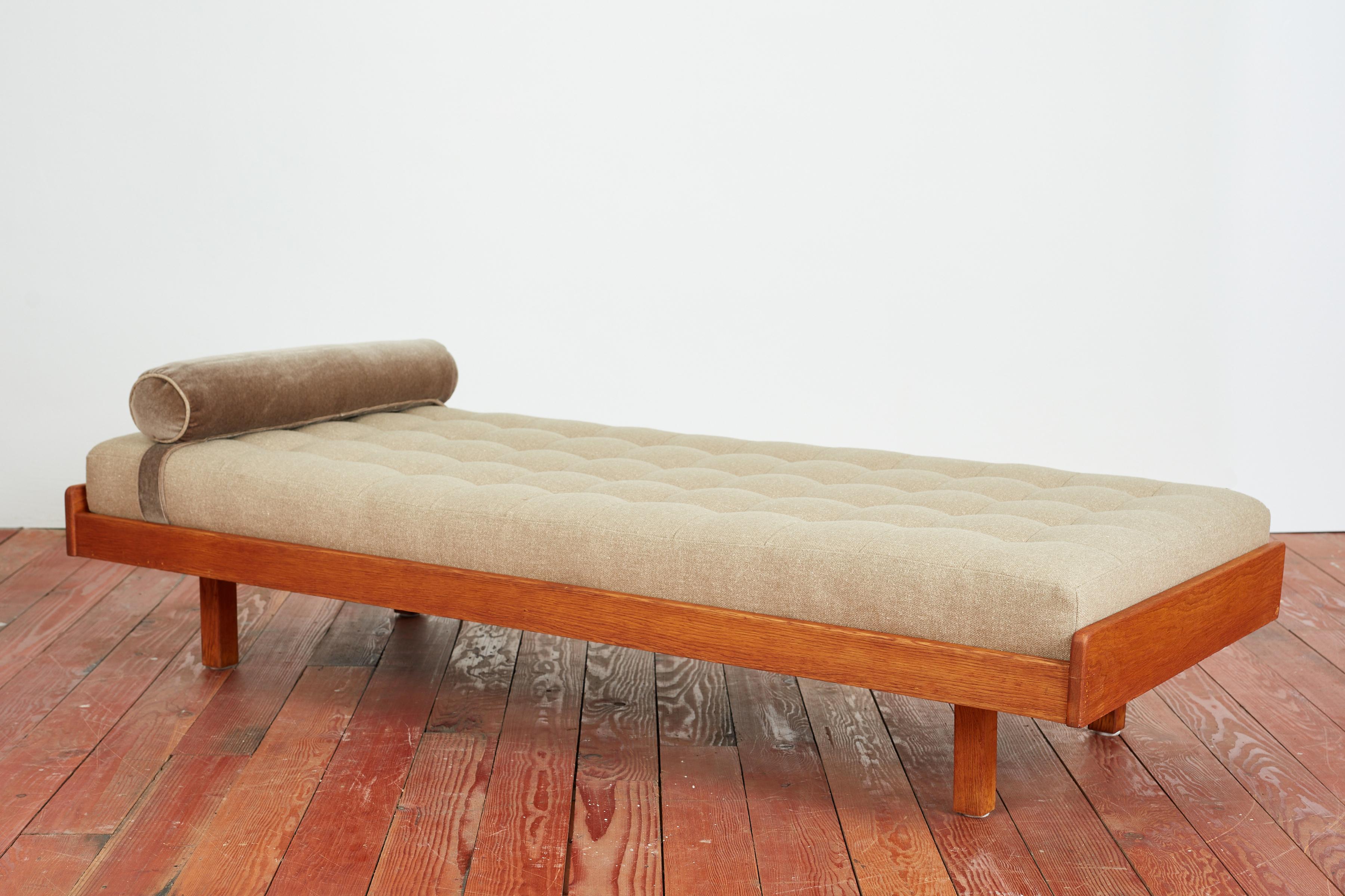 Rene Gabriel Attributed Daybed For Sale 8