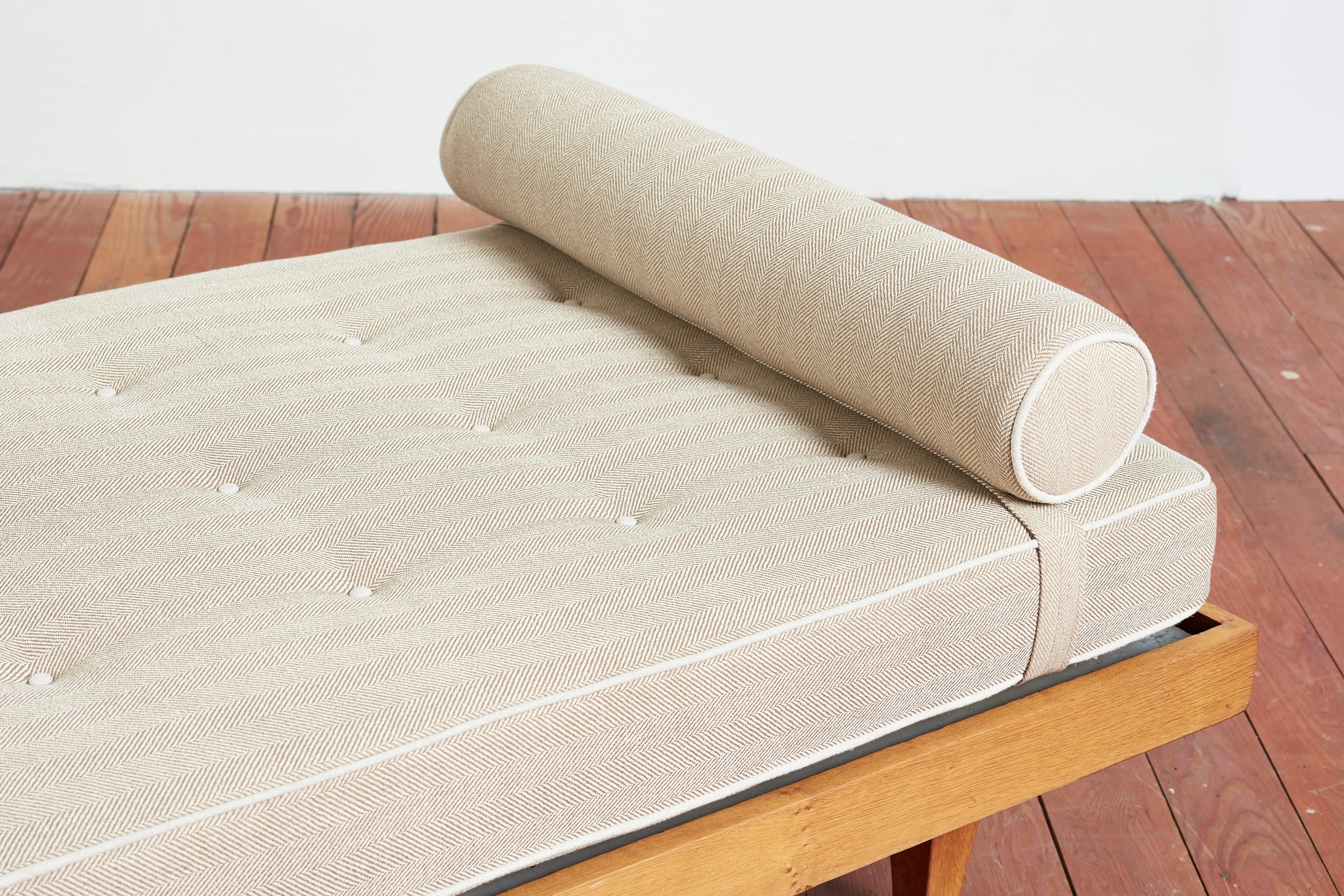 Mid-20th Century Rene Gabriel Daybed