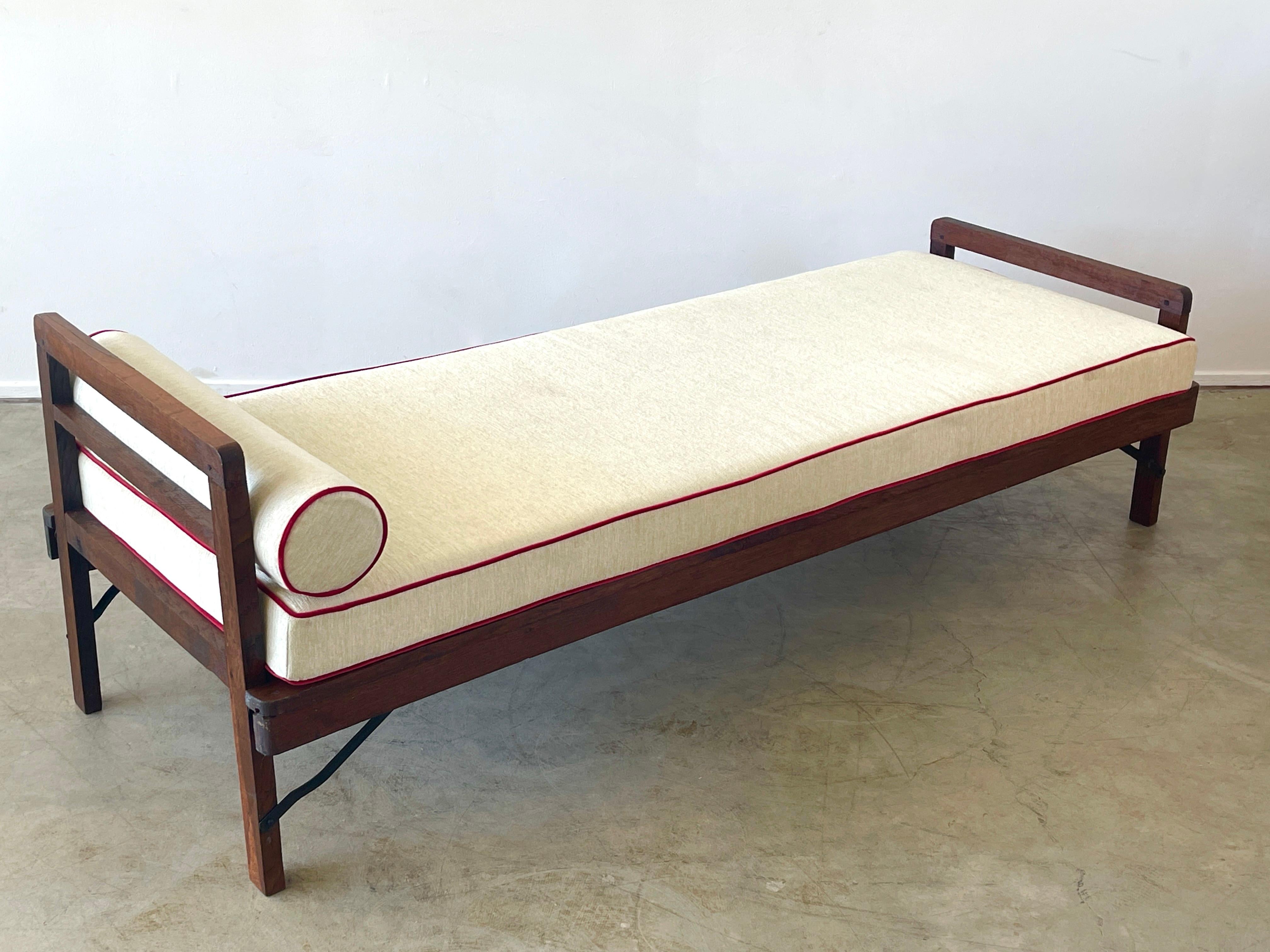 Rene Gabriel Daybed 3