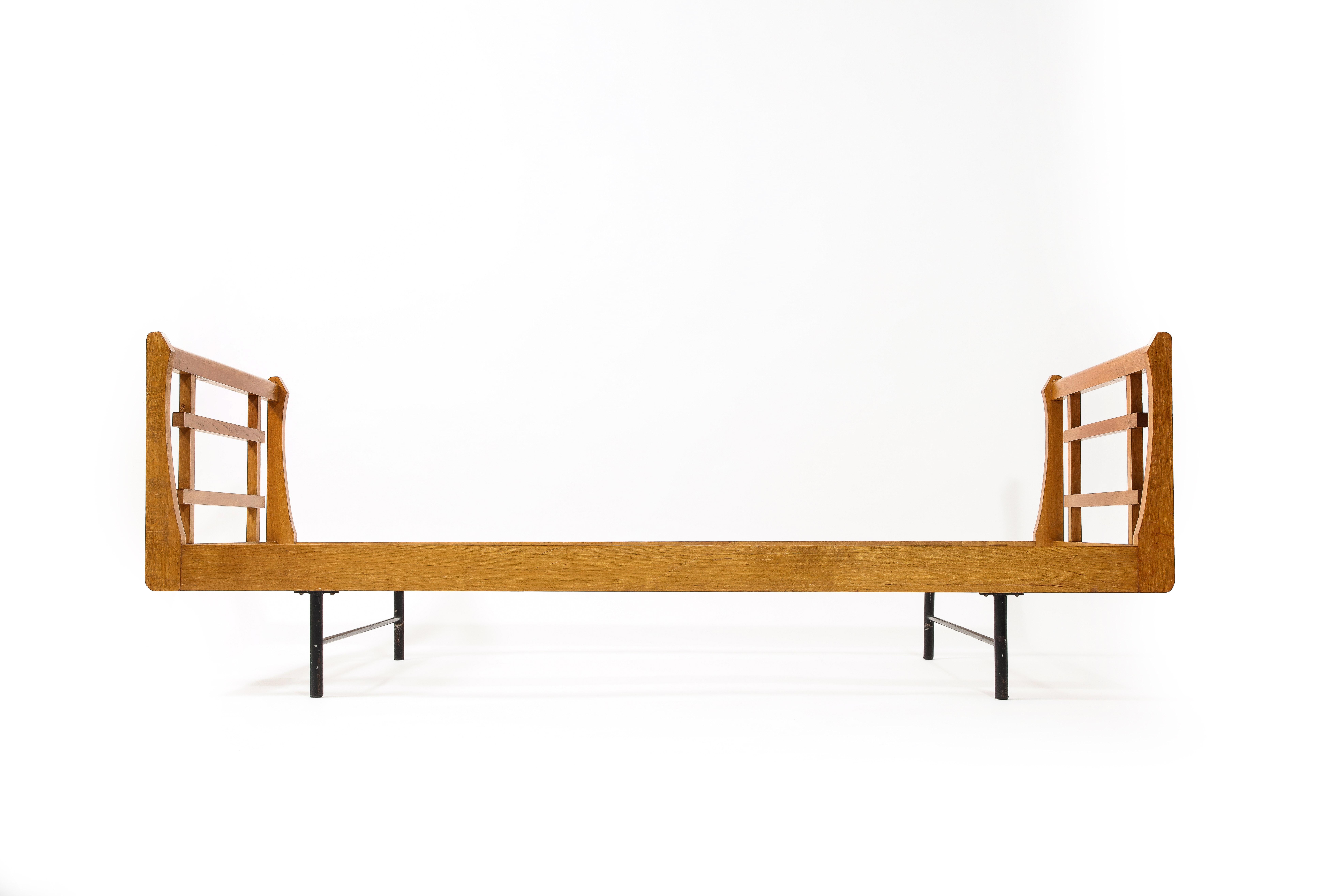 Oak & Steel reconstruction daybed. Can be upholstered on request.
