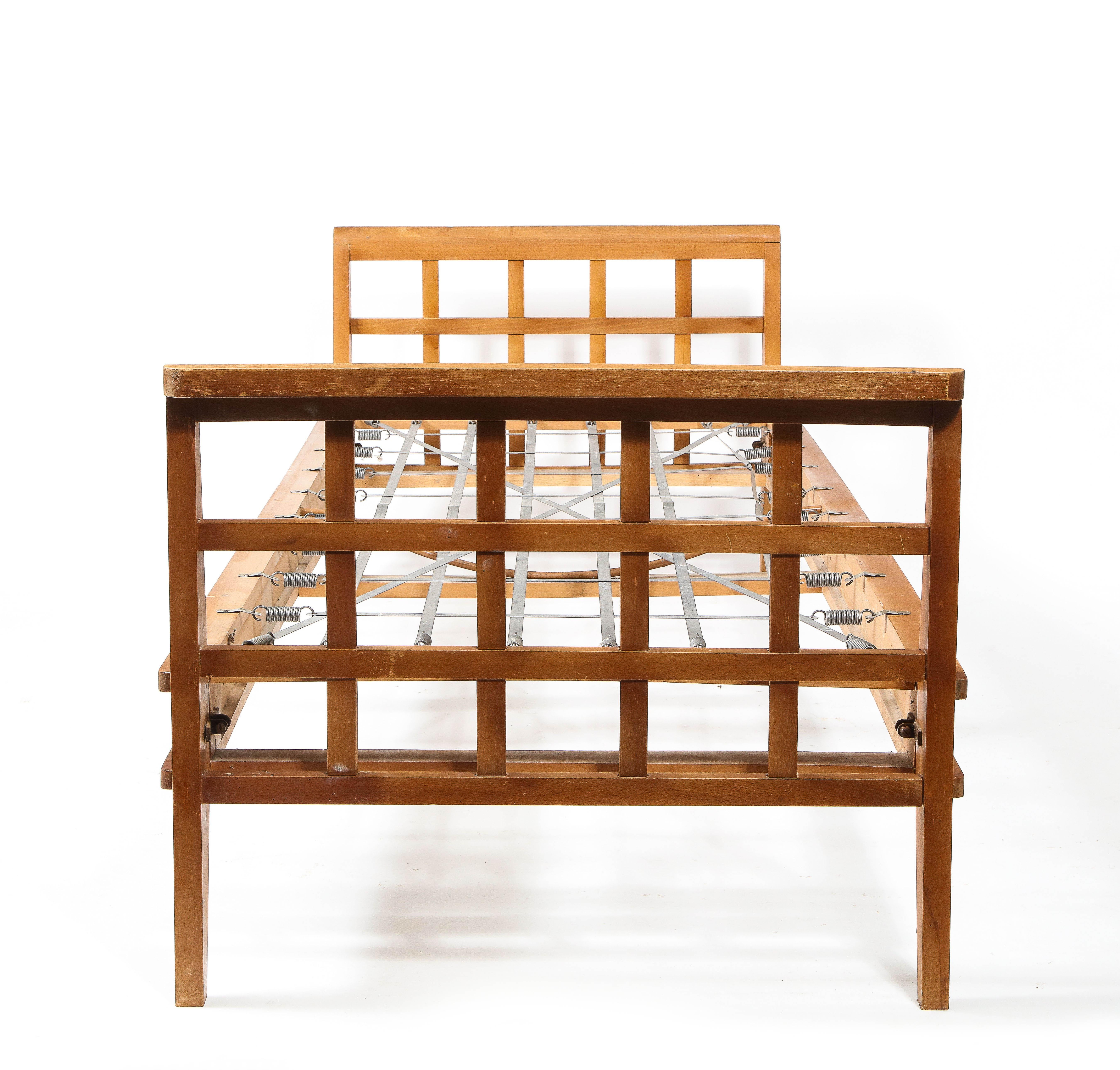 René Gabriel Daybed in Elm, France 1950's For Sale 6