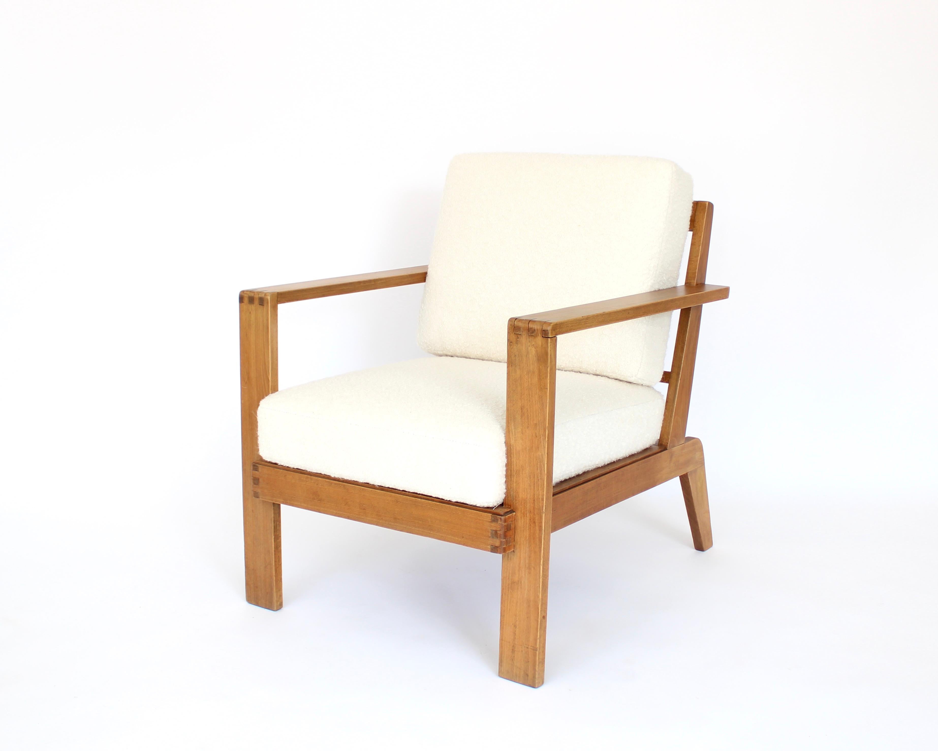 Rene Gabriel French Oak Grid Back Lounge Chair Reconstruction Period  In Good Condition For Sale In Chicago, IL