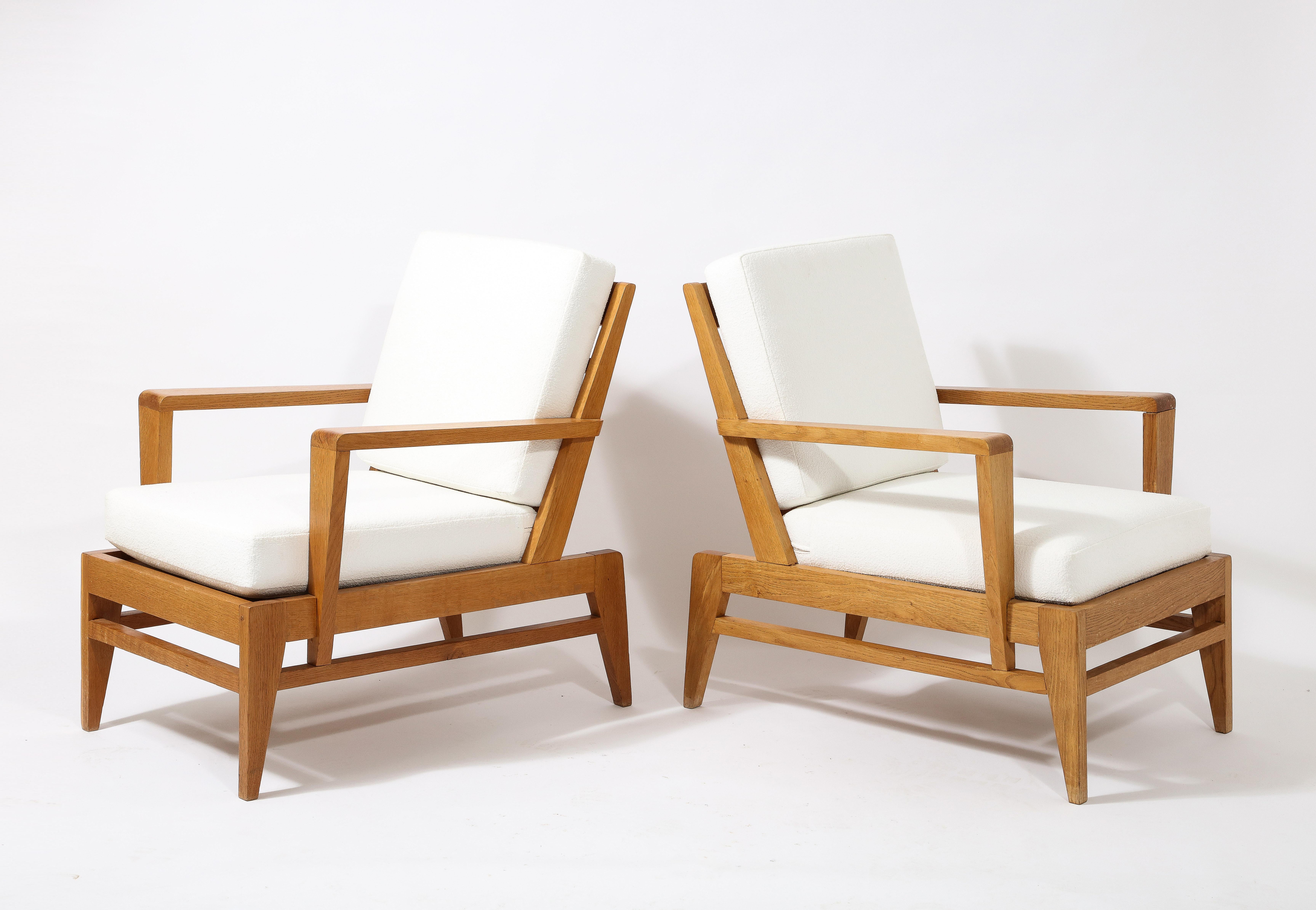 René Gabriel Pair of Oak Lounge Chairs Armchairs, France 1940’s For Sale 1