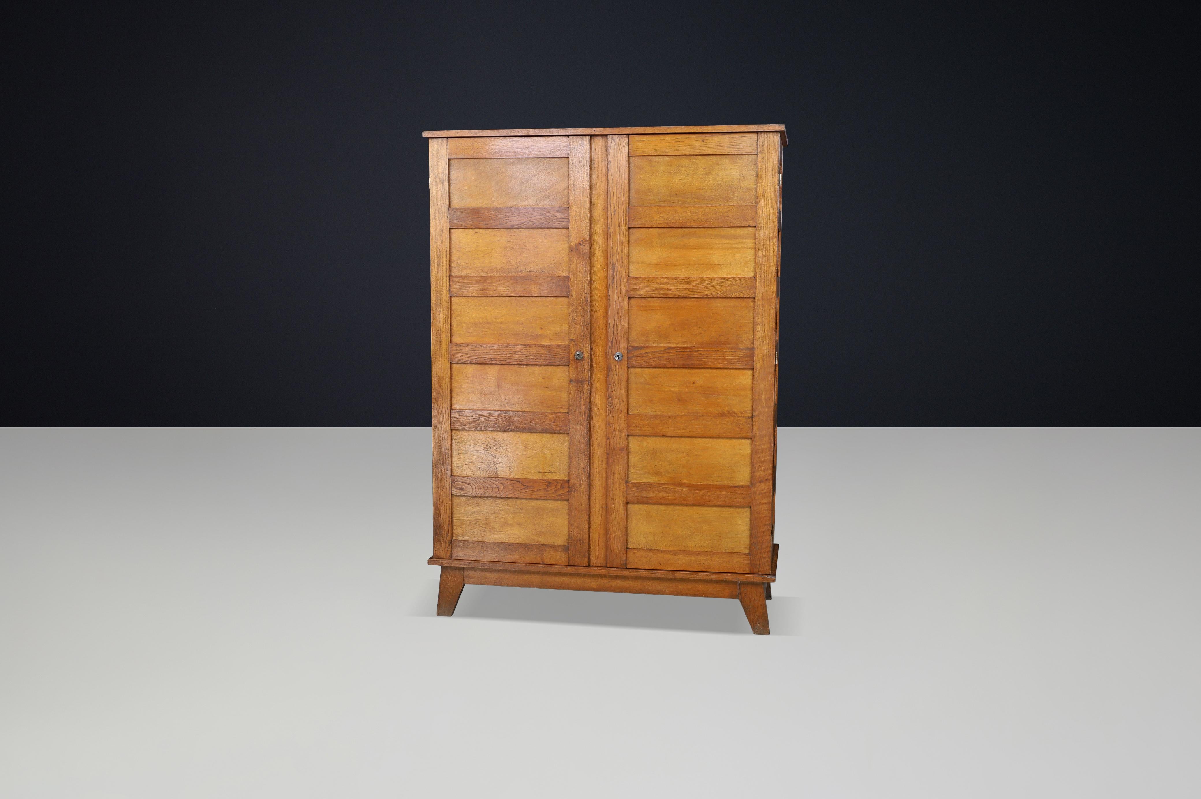 Mid-Century moderno Armoire in Oak Oak di René Gabriel modello S154 per 
