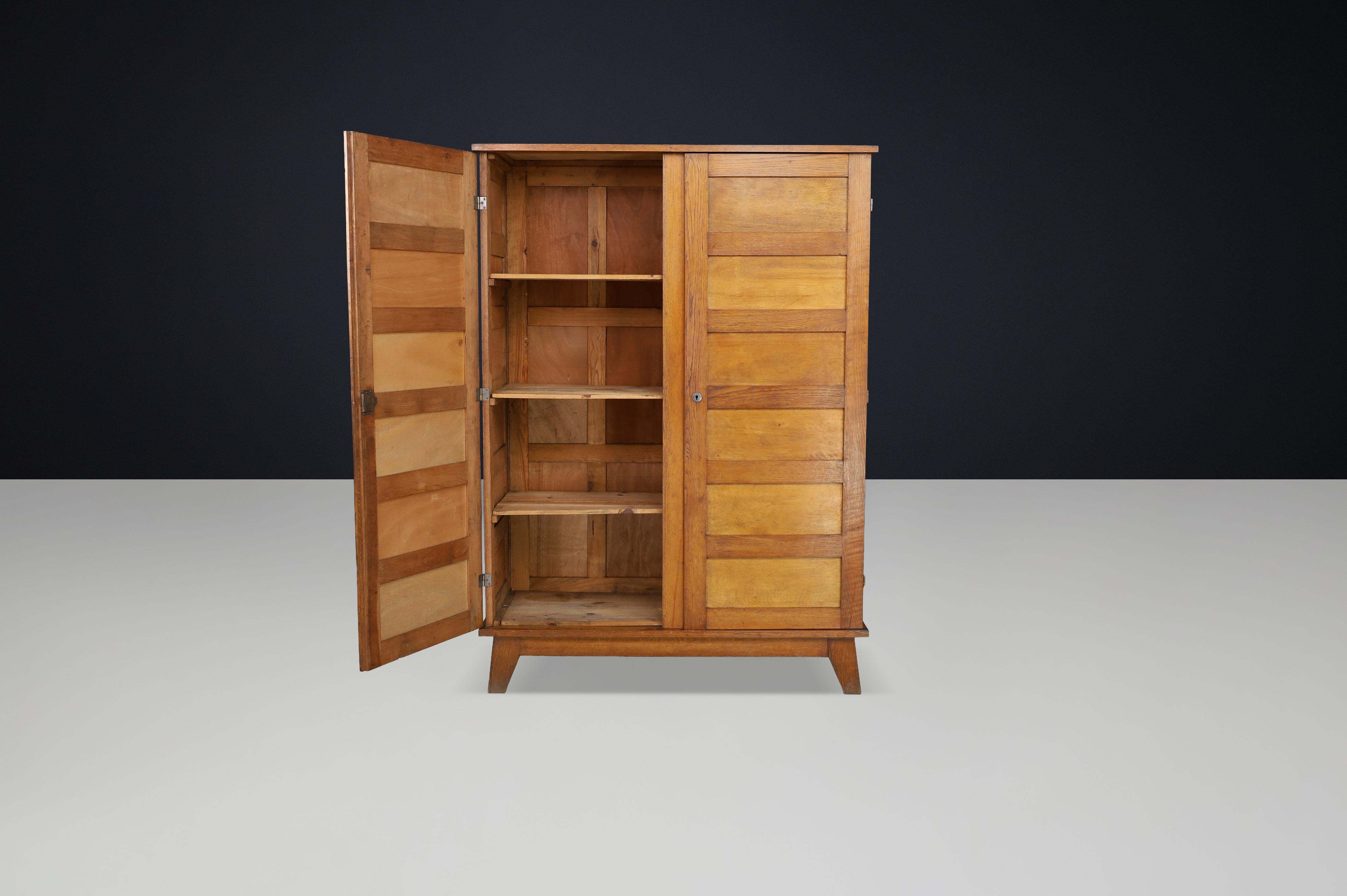 Quercia Armoire in Oak Oak di René Gabriel modello S154 per 