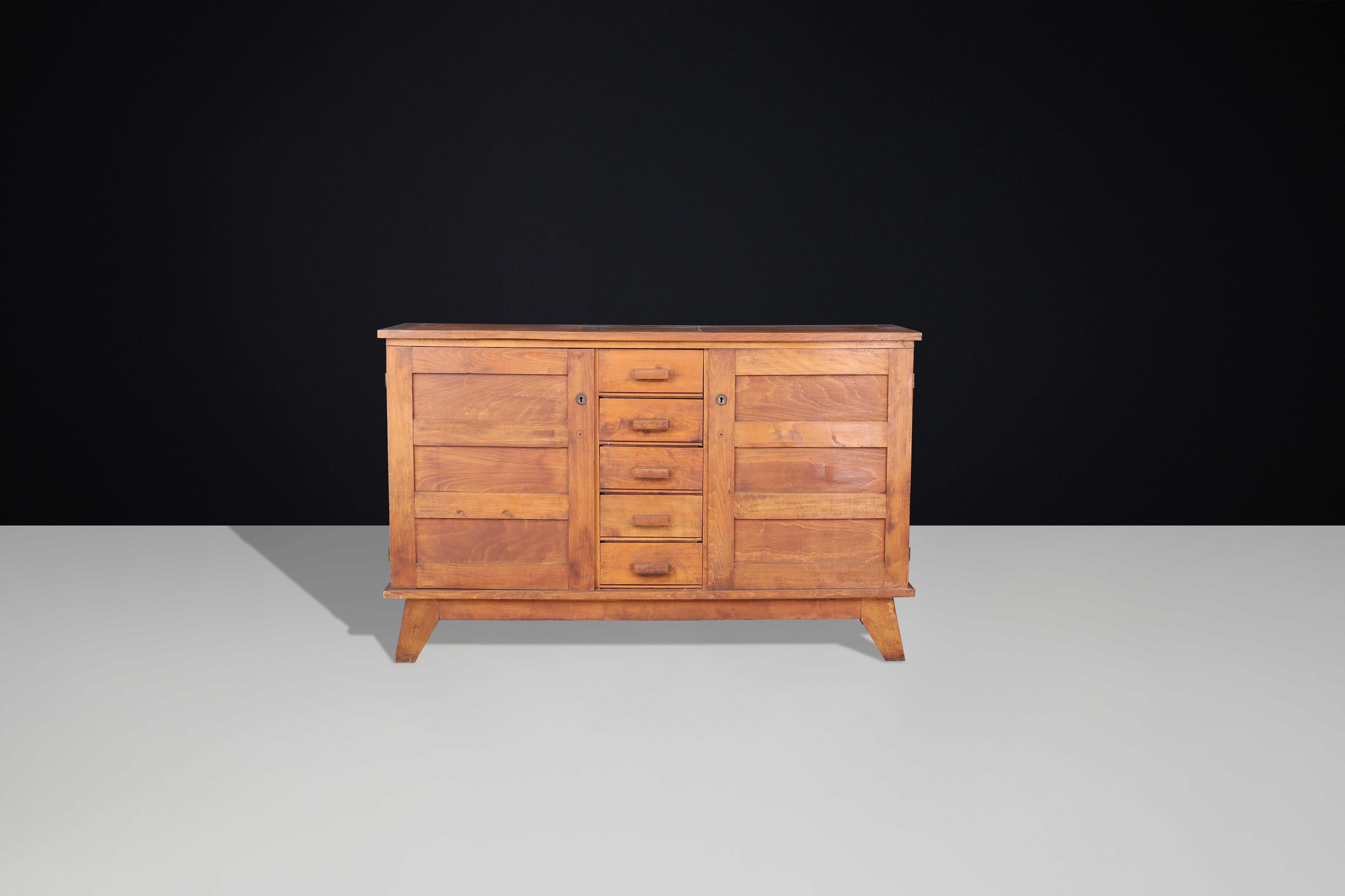 René Gabriel Patinated Oak Sideboard, France, 1940s In Good Condition For Sale In Almelo, NL