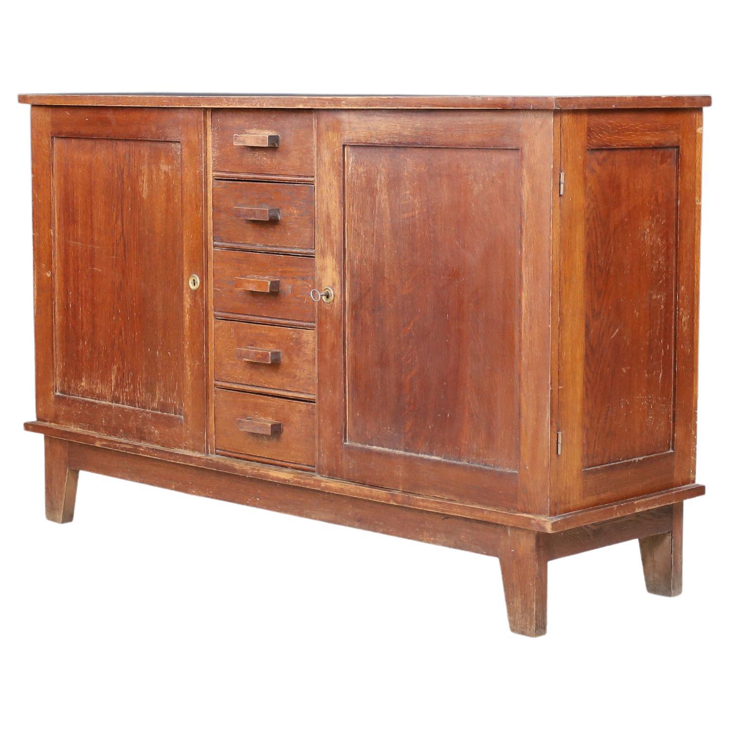 Buffet en chêne patiné René Gabriel, France, années 1940