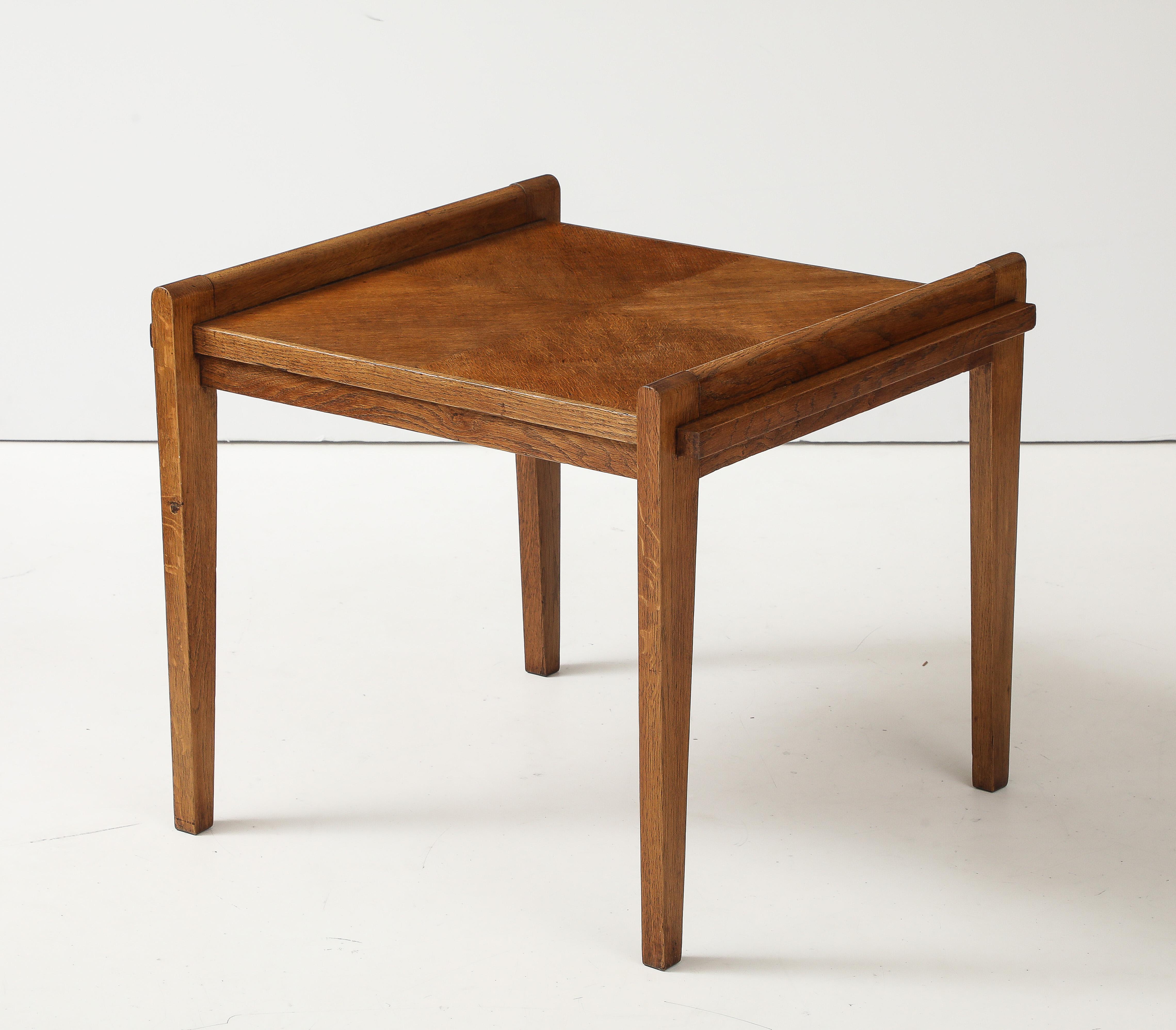 René Gabriel Rare Form Oak Side Table, France, circa 1945 For Sale 2