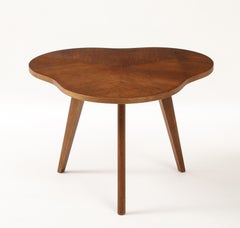 René Gabriel Table unique en Oak Trefoile, France, c. 1940's