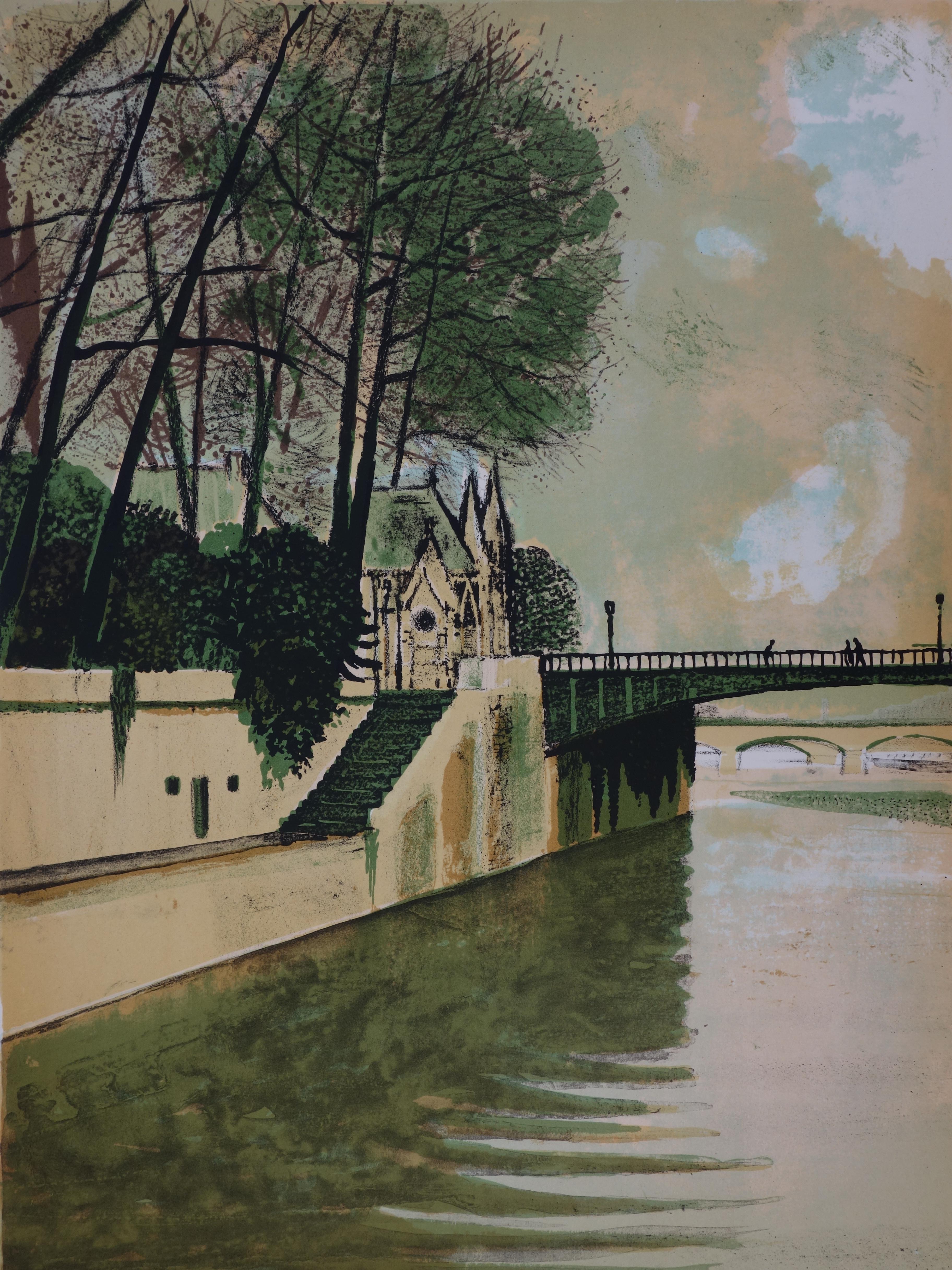 Paris : Docks of the Seine and Notre Dame - Handsigned lithograph (Mourlot 1973) - Modern Print by René Genis