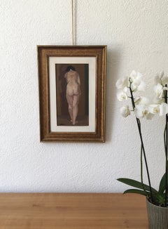 Naked woman from behind