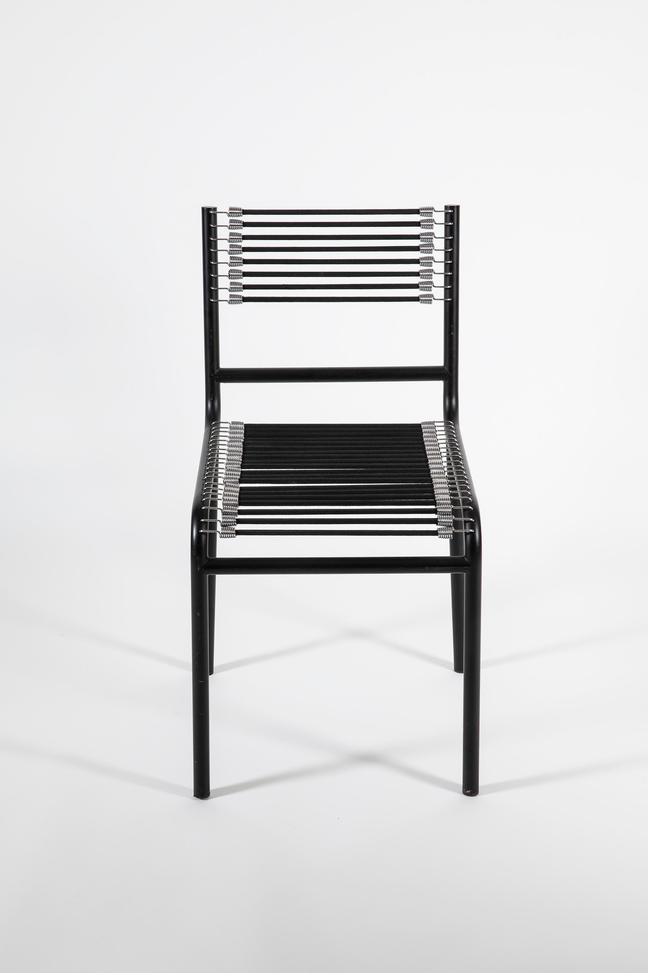 Mid-Century Modern René Herbst Ensemble de quatre chaises Sandow en acier noir et caoutchouc pour Pallucco, 1980 en vente
