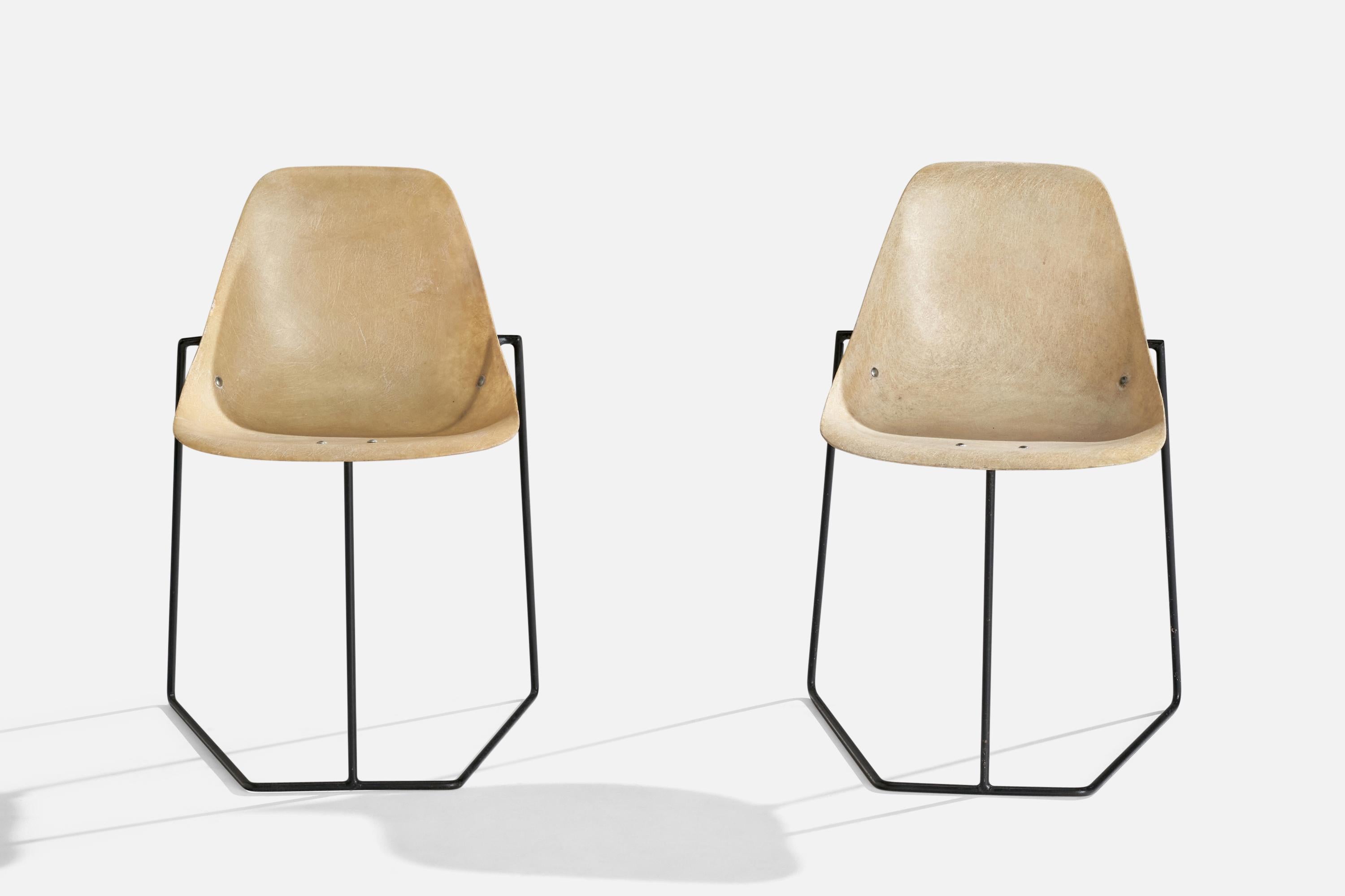 French Rene-Jean Caillette, Side Chairs, Fiberglass, Metal, France, 1957 For Sale