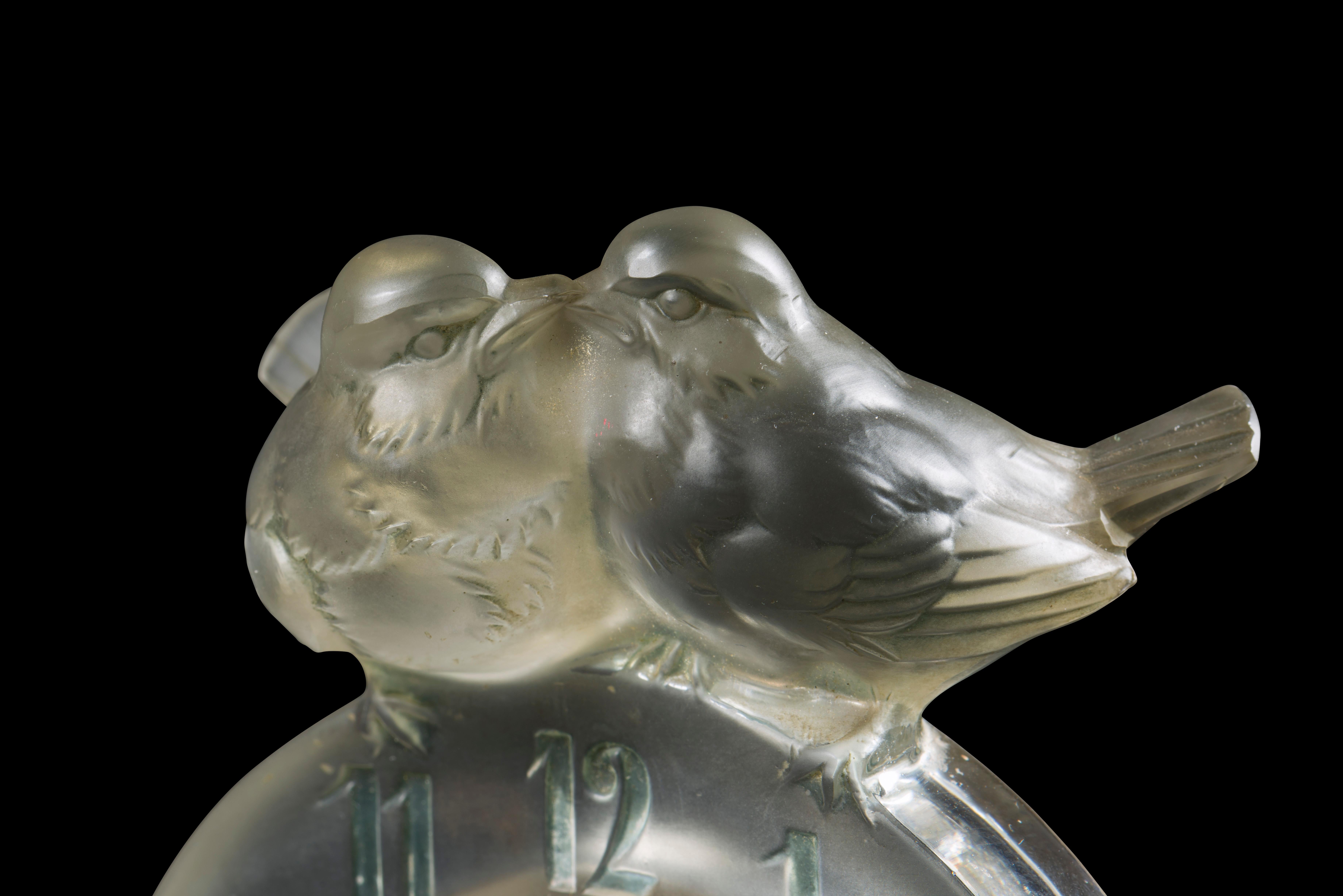 René Lalique (1860-1945) Pendule 8 jours ANTOINETTE (1931) en vente 2