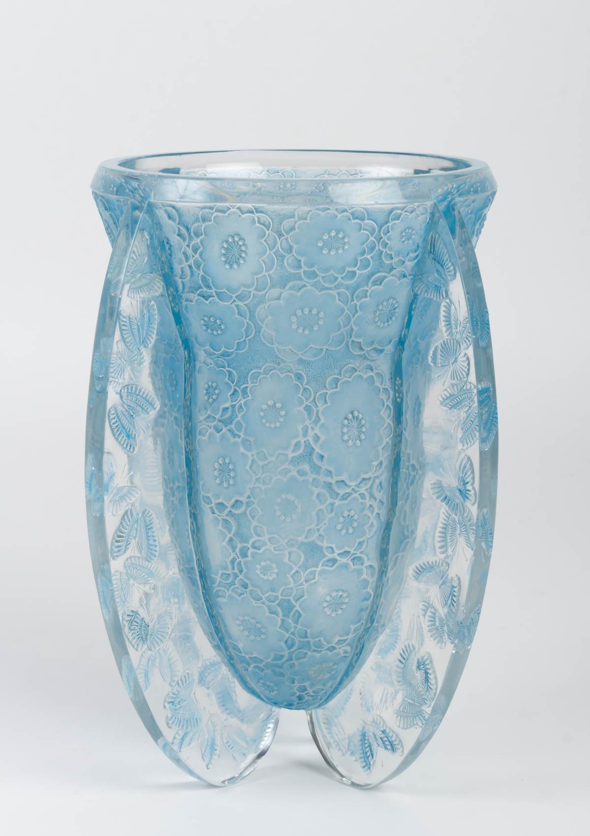 20ième siècle René Lalique (1860 - 1945) Vase 