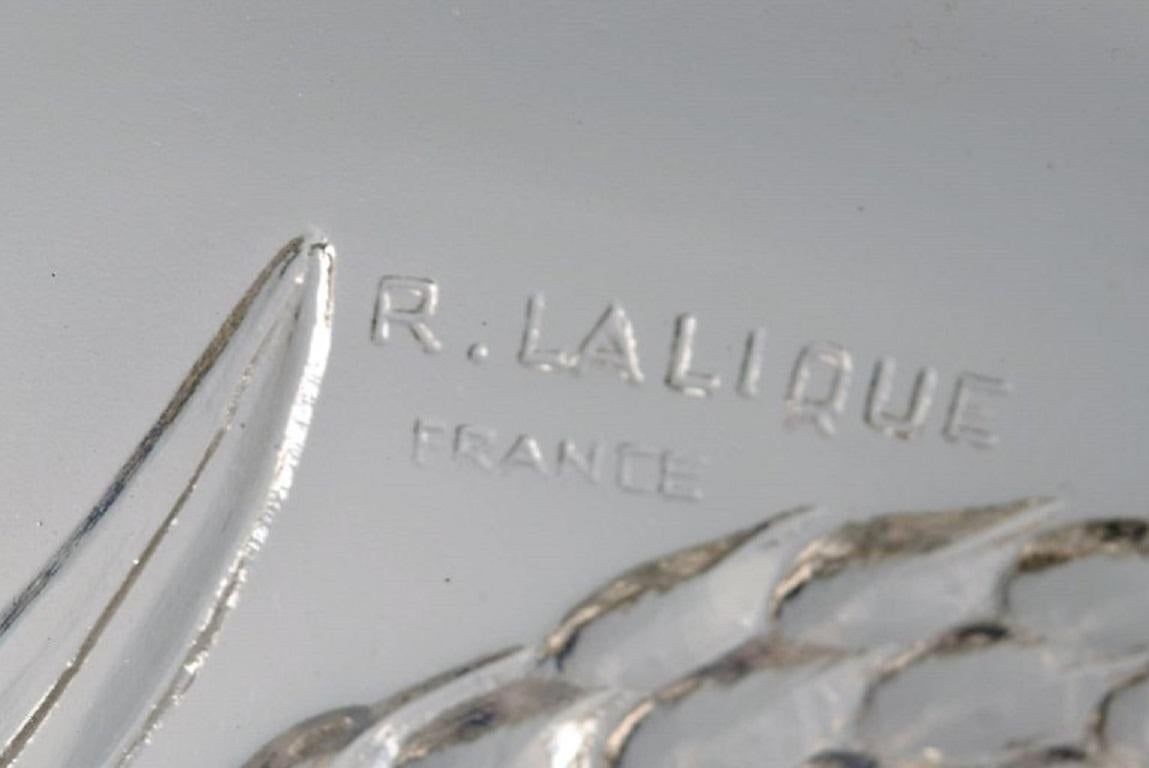 René Lalique, France, Early and Rare Veronique Bowl 1