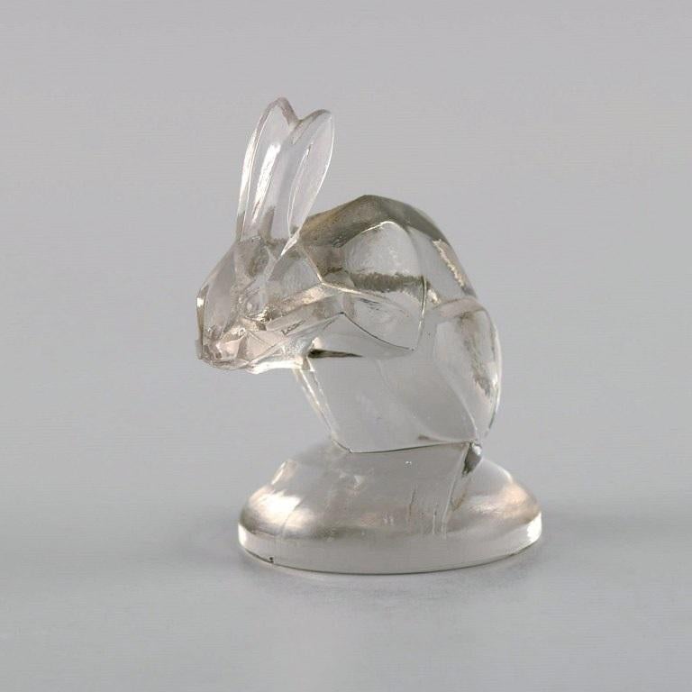 René Lalique (1860-1945), France. Rare and early figure in clear art glass. Rabbit. 1920s.
Measures: 5.5 x 4.5 cm.
In excellent condition.
Signed.
