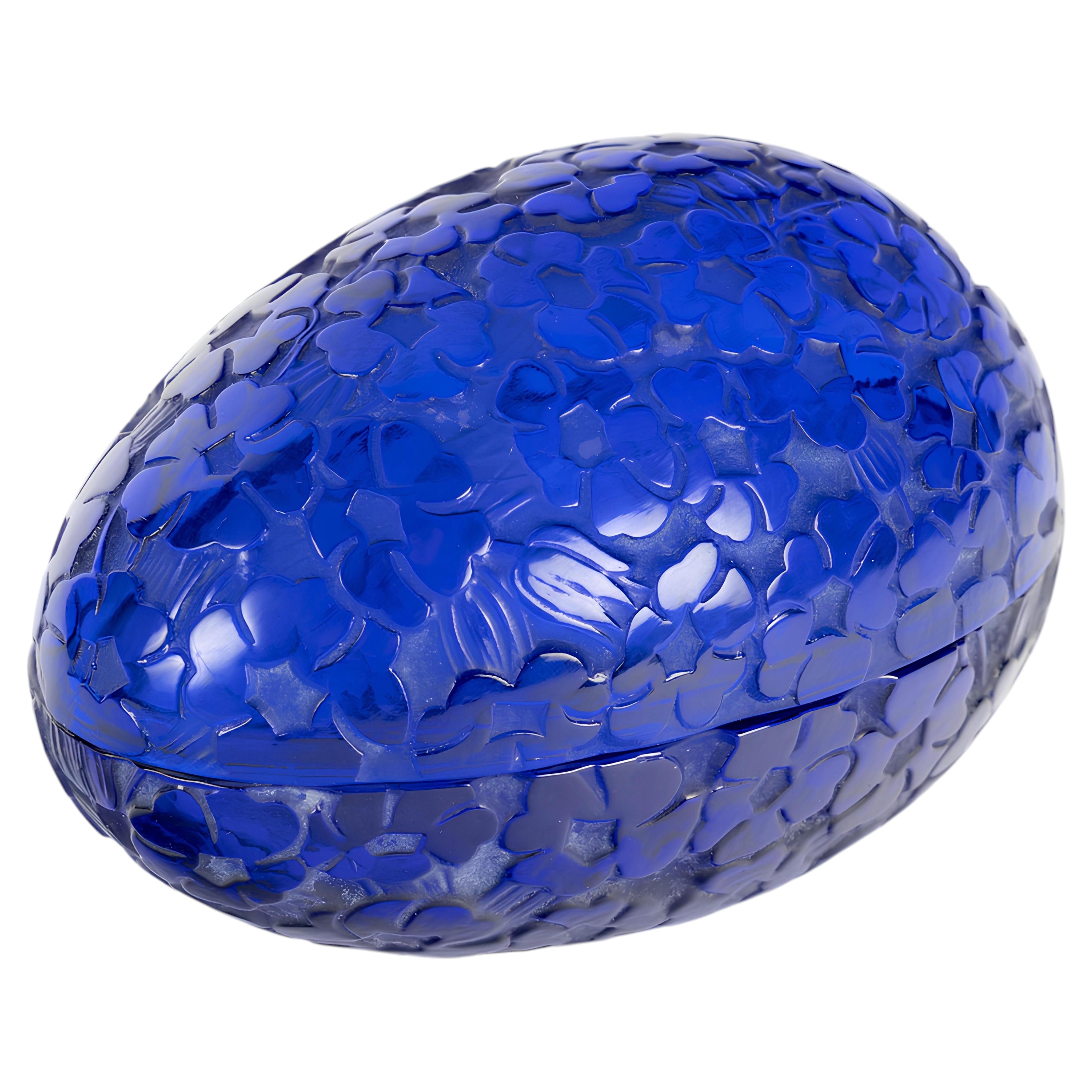René Lalique (1860-1945) Caja de cristal azul cobalto "Pervenches", 1929
