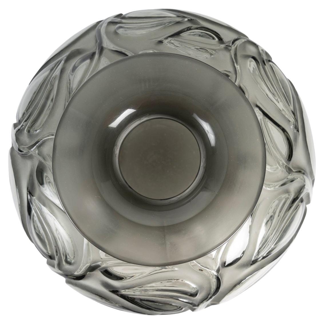 René Lalique (1860-1945) Jarrón Sophora 1926 Moldeado en venta