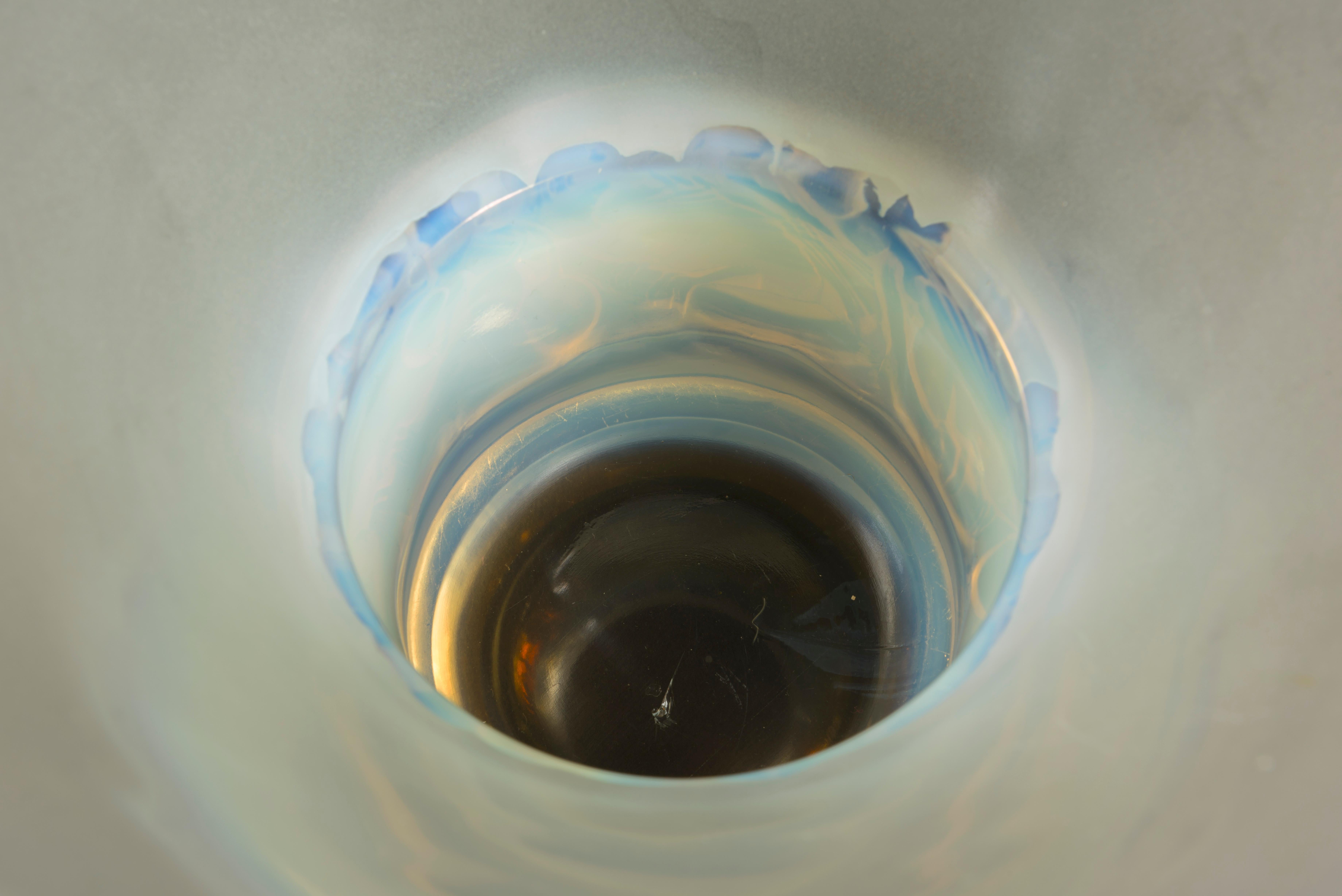 Stampato RENE LALIQUE (1860-1945) Vaso 