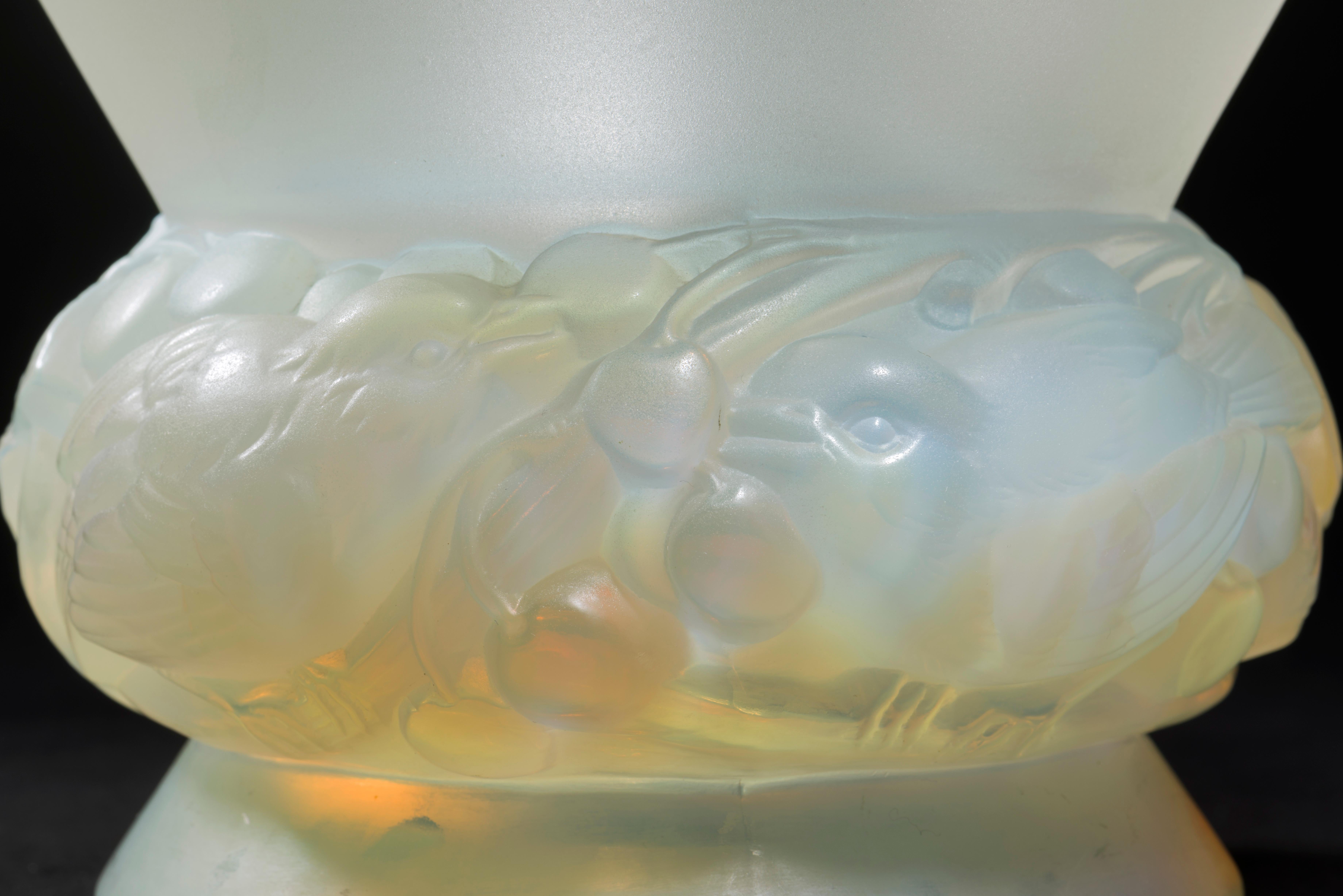 Metà XX secolo RENE LALIQUE (1860-1945) Vaso 