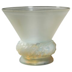 RENE LALIQUE (1860-1945) Jarrón "PINSONS" (1930)