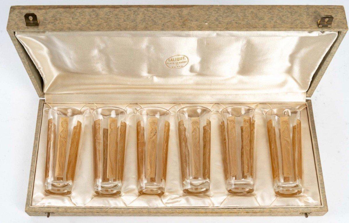 French RENÉ LALIQUE, 1911 Tumbler Six figurines For Sale
