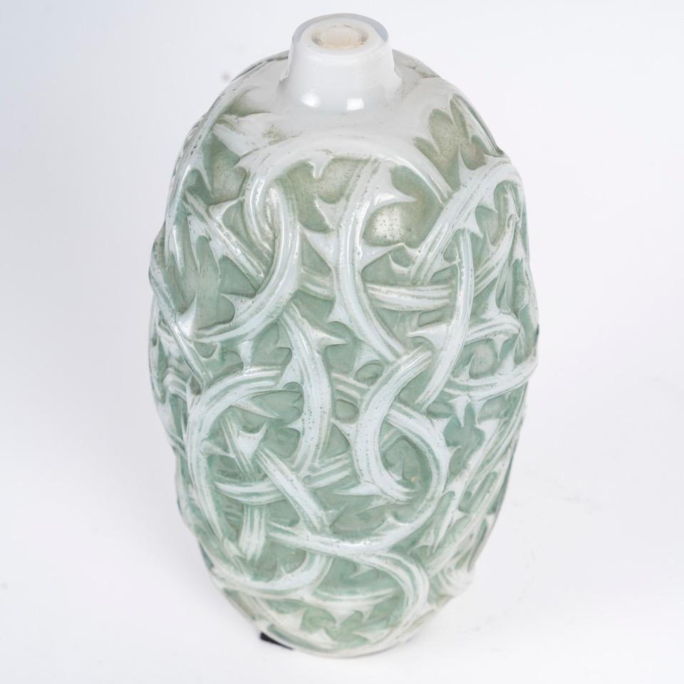 French René Lalique -1921- “Ronces ‘Opalescent’ vase For Sale