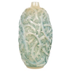 René Lalique -1921- Ronces Opalescent Vase
