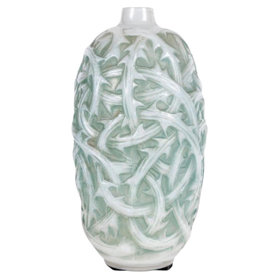 René Lalique -1921- “Ronces ‘Opalescent’ vase